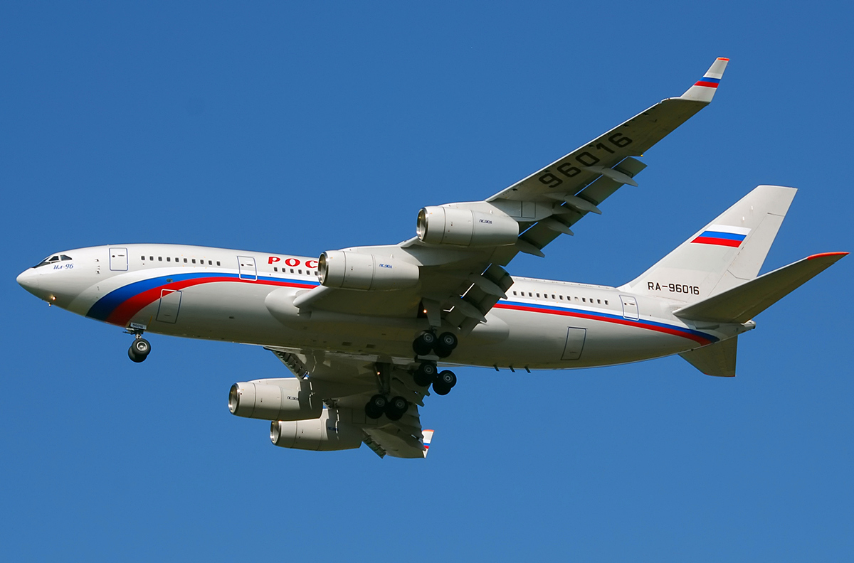 Rossia" Il-96 RA-96016