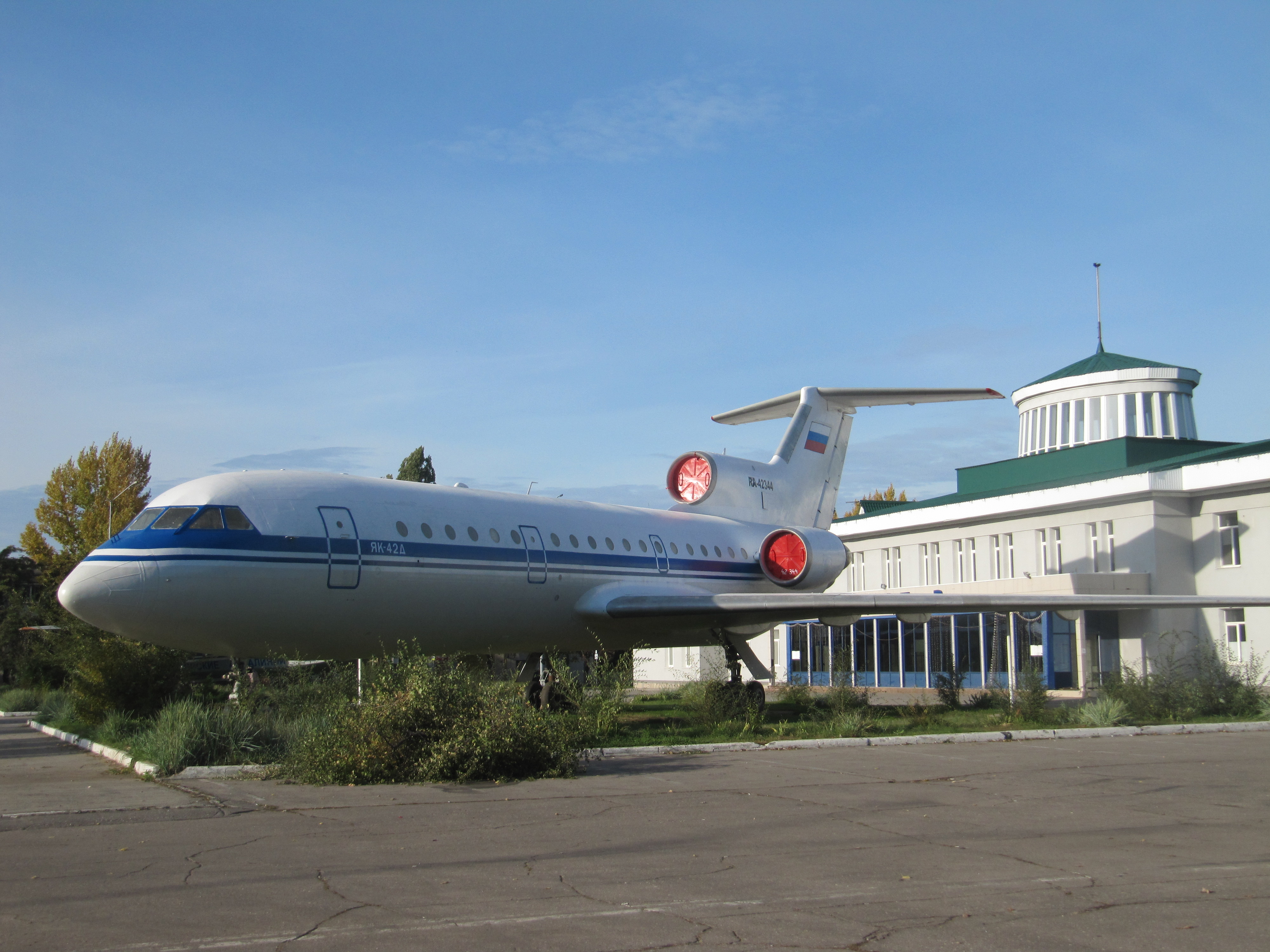 Yakovlev Yak-42