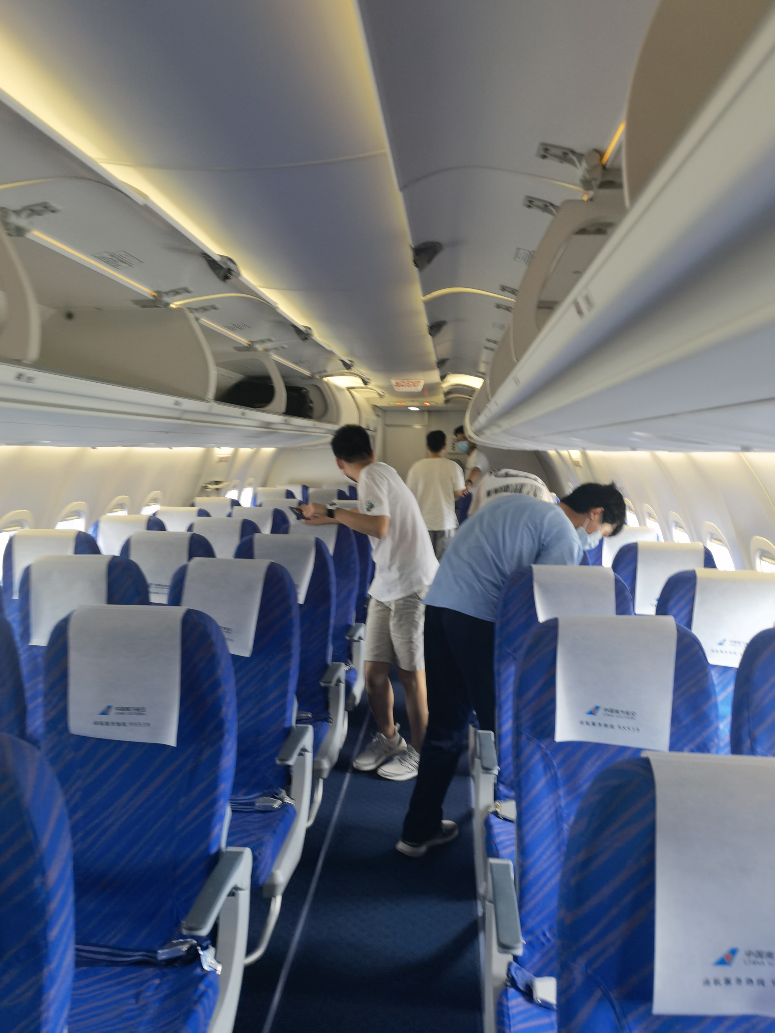 COMAC ARJ21