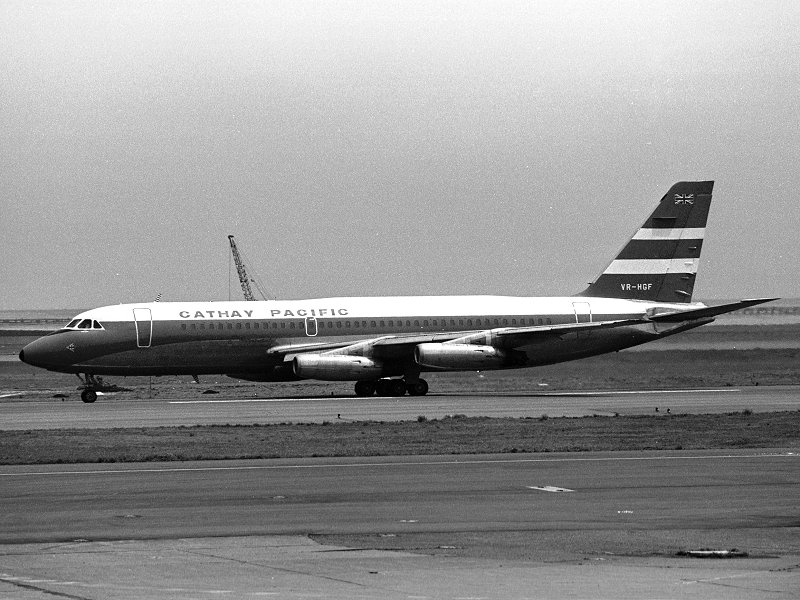 1973 04 14 HANEDA VR HGF Cathay Pacific Airways Convair CV-880