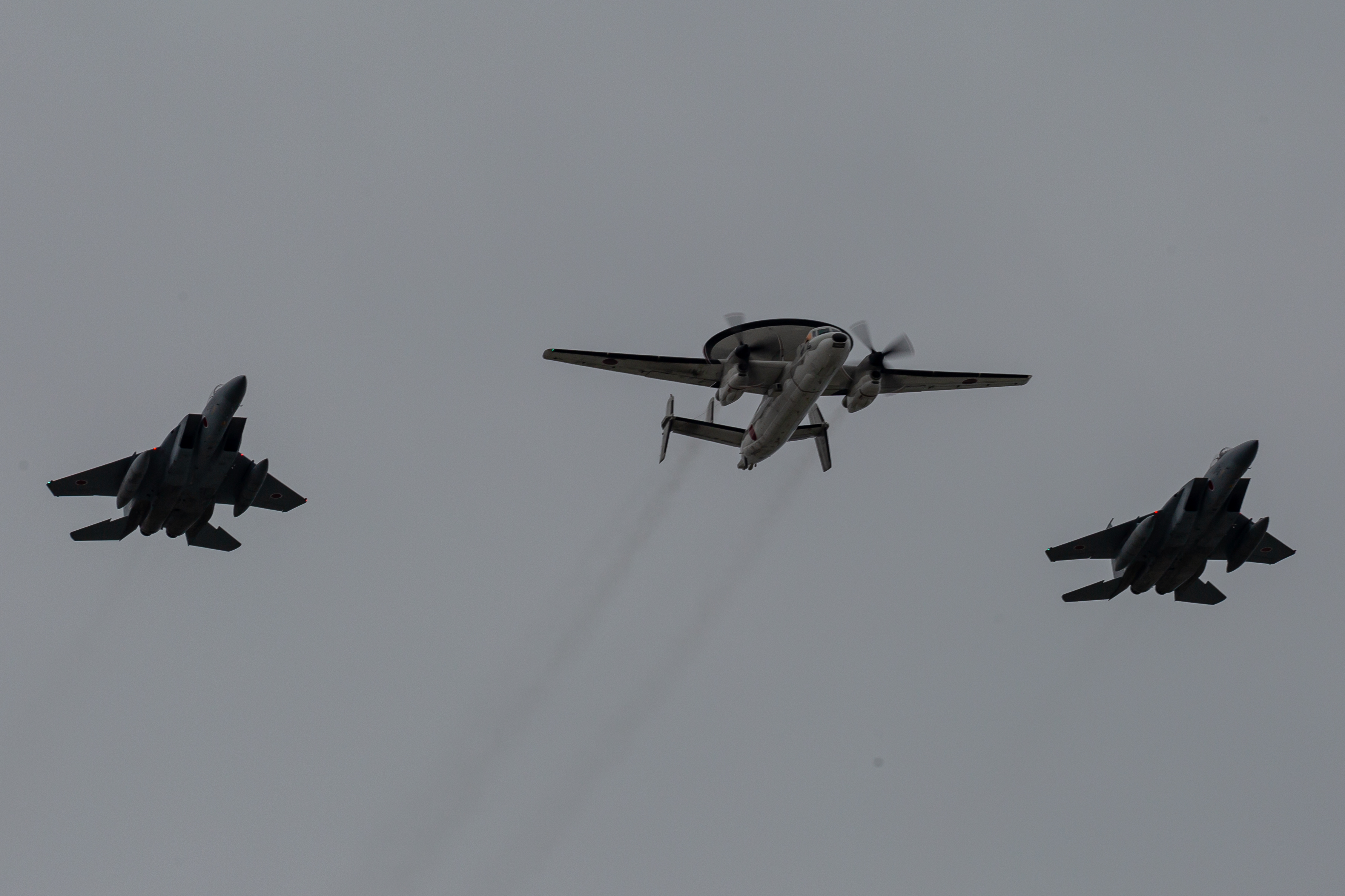 20181208 JASDF F-15C E-2 formation flight Naha Air Show 2018-3