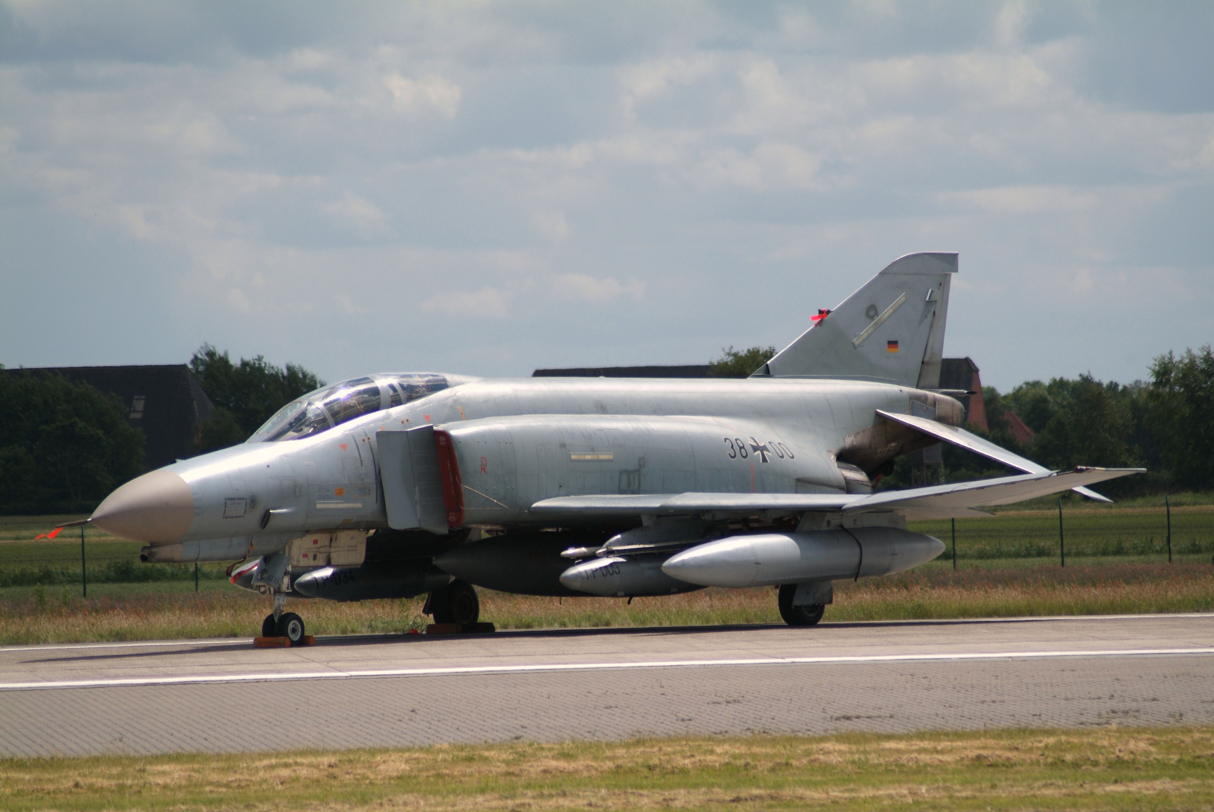 McDonnell Douglas F-4 Phantom II