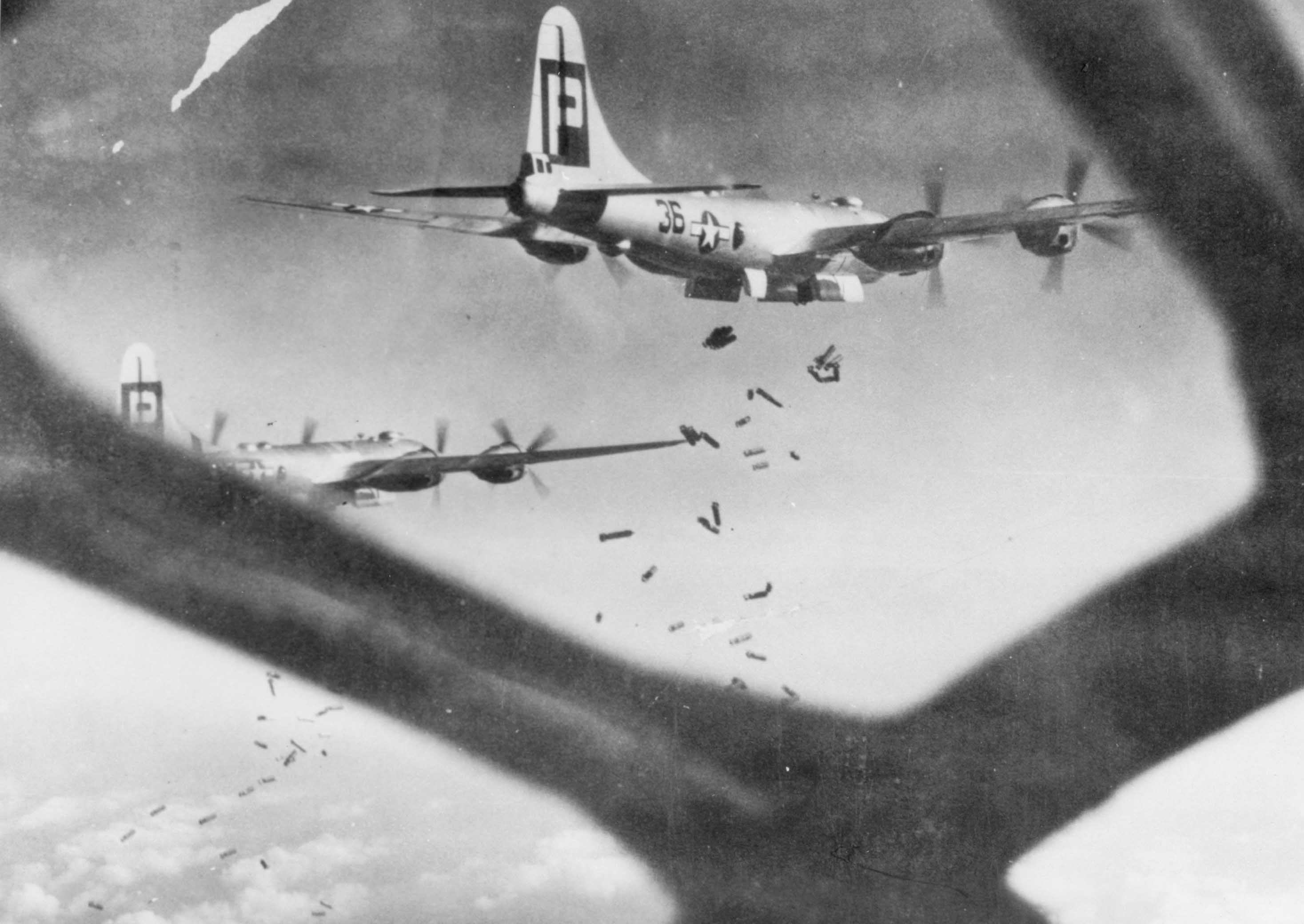 39th Bombardment Group B-29 bombing to Hiratsuka