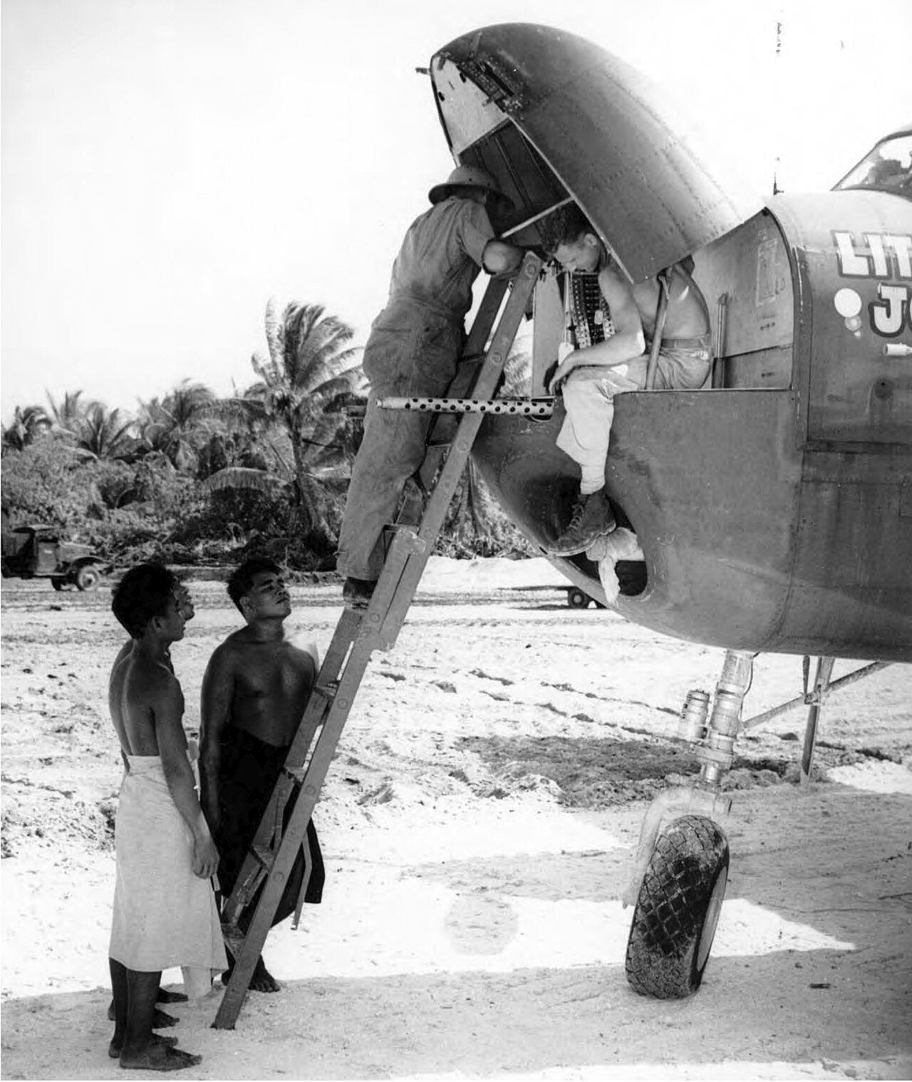 41st Bombardment Group - Hawkins Field (Tarawa)