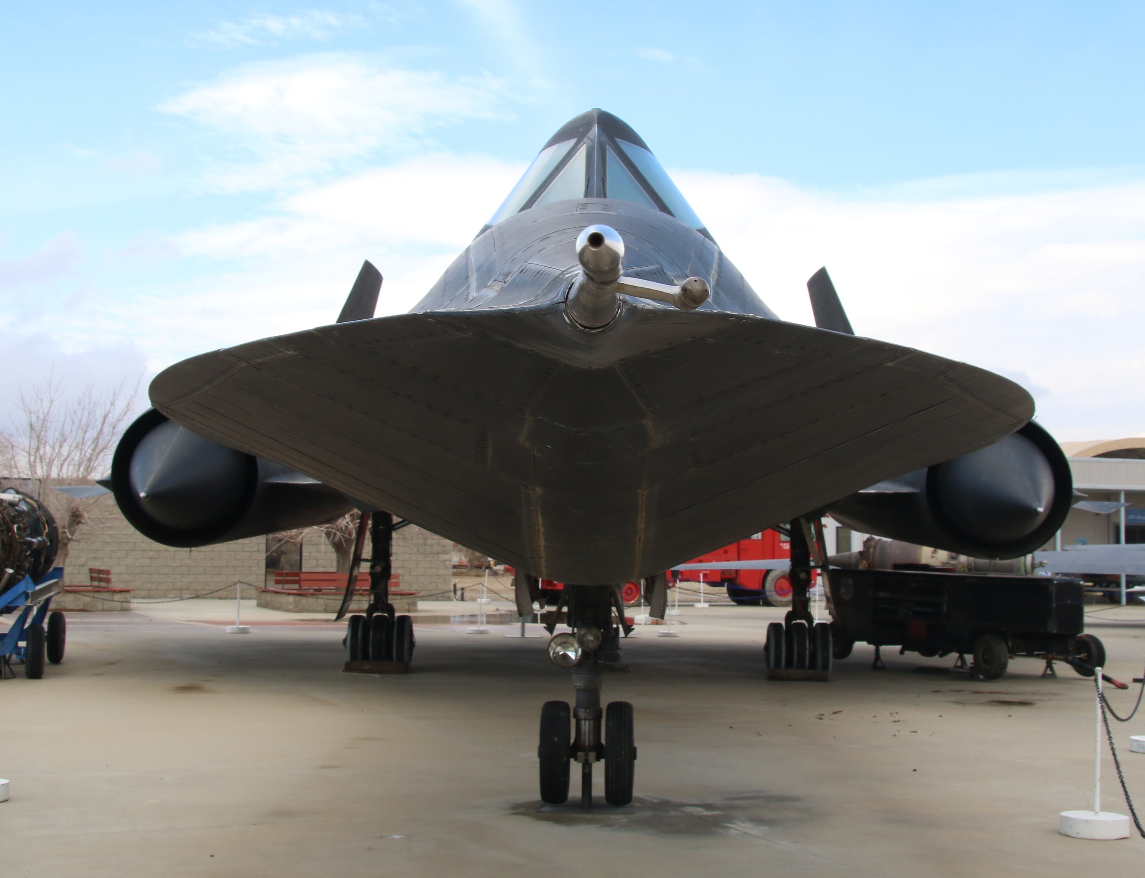 61-7973 Lockheed SR-71A Blackbird, nez