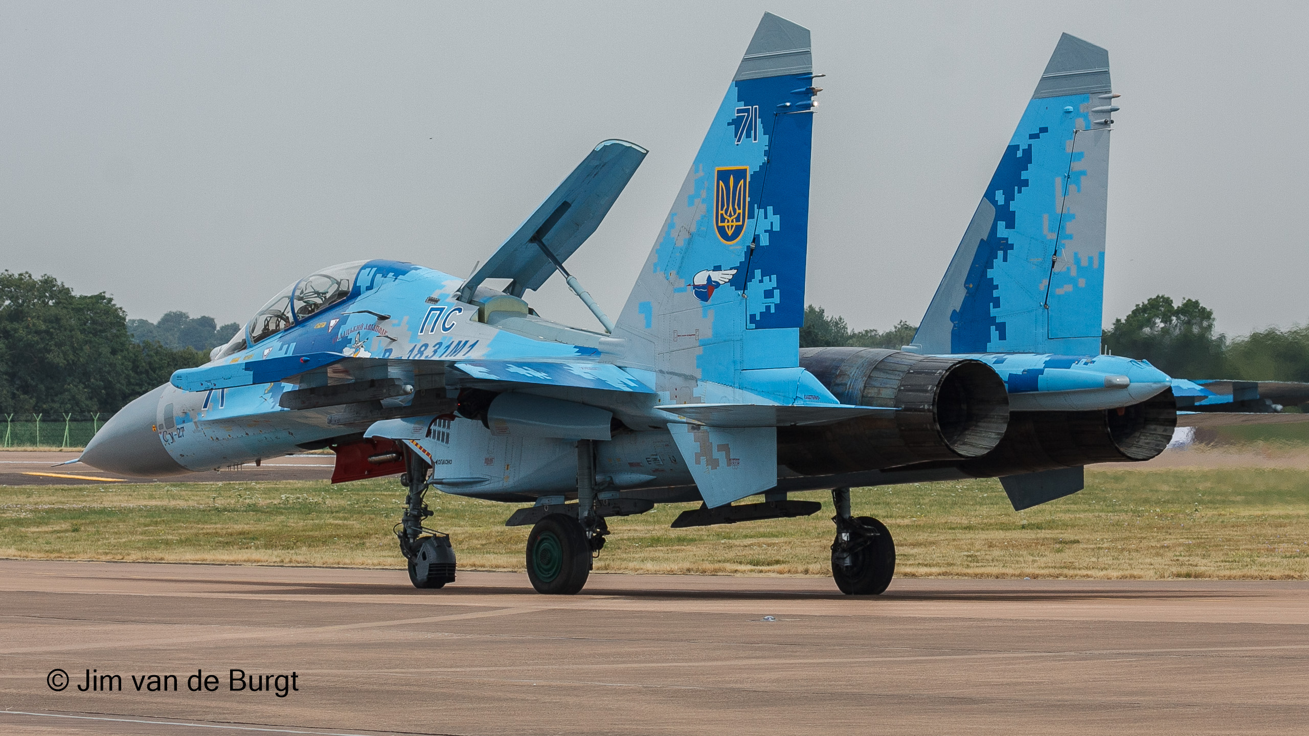 Sukhoi Su-27
