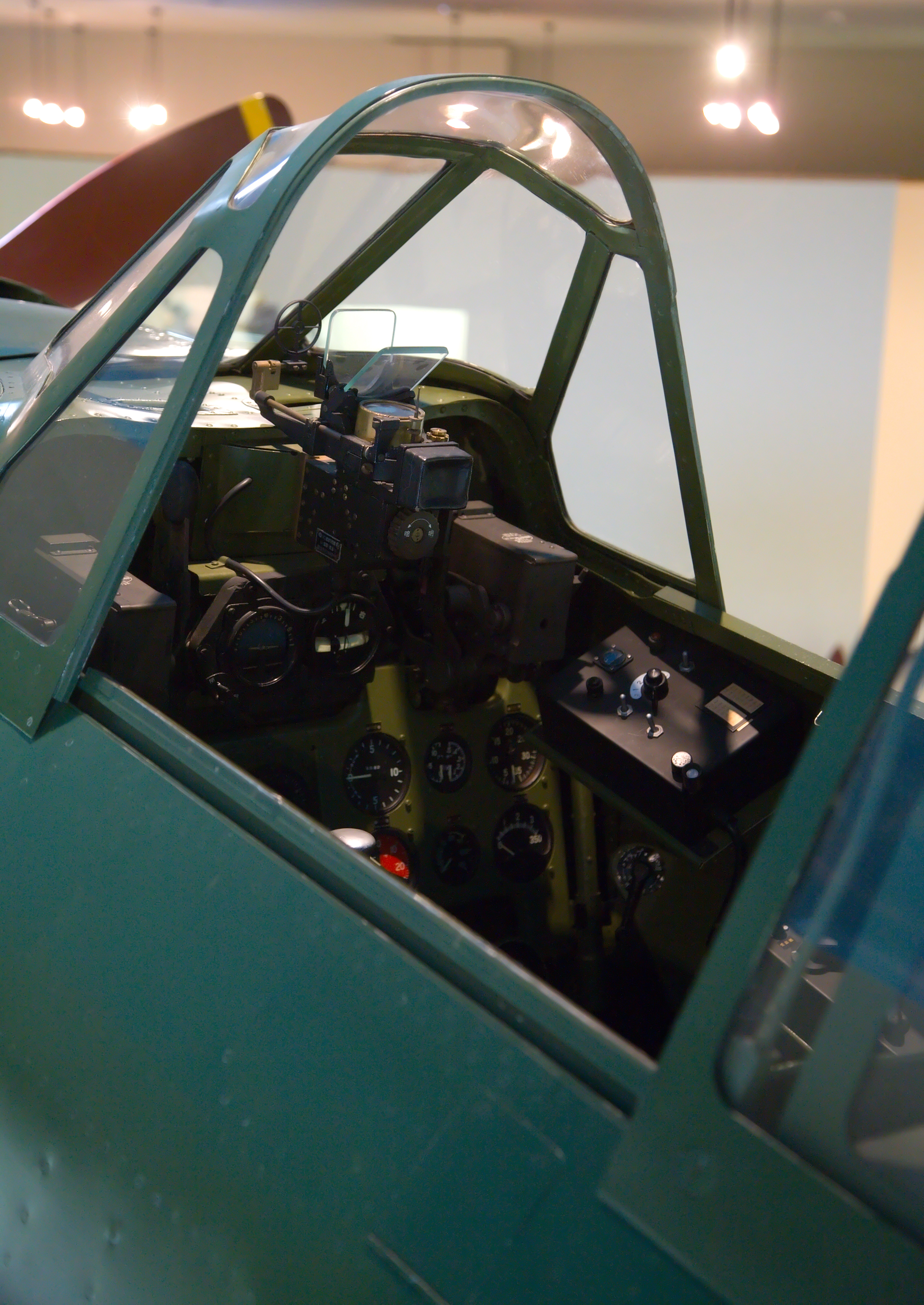 Cockpit des A6M5 Zero Modell 52