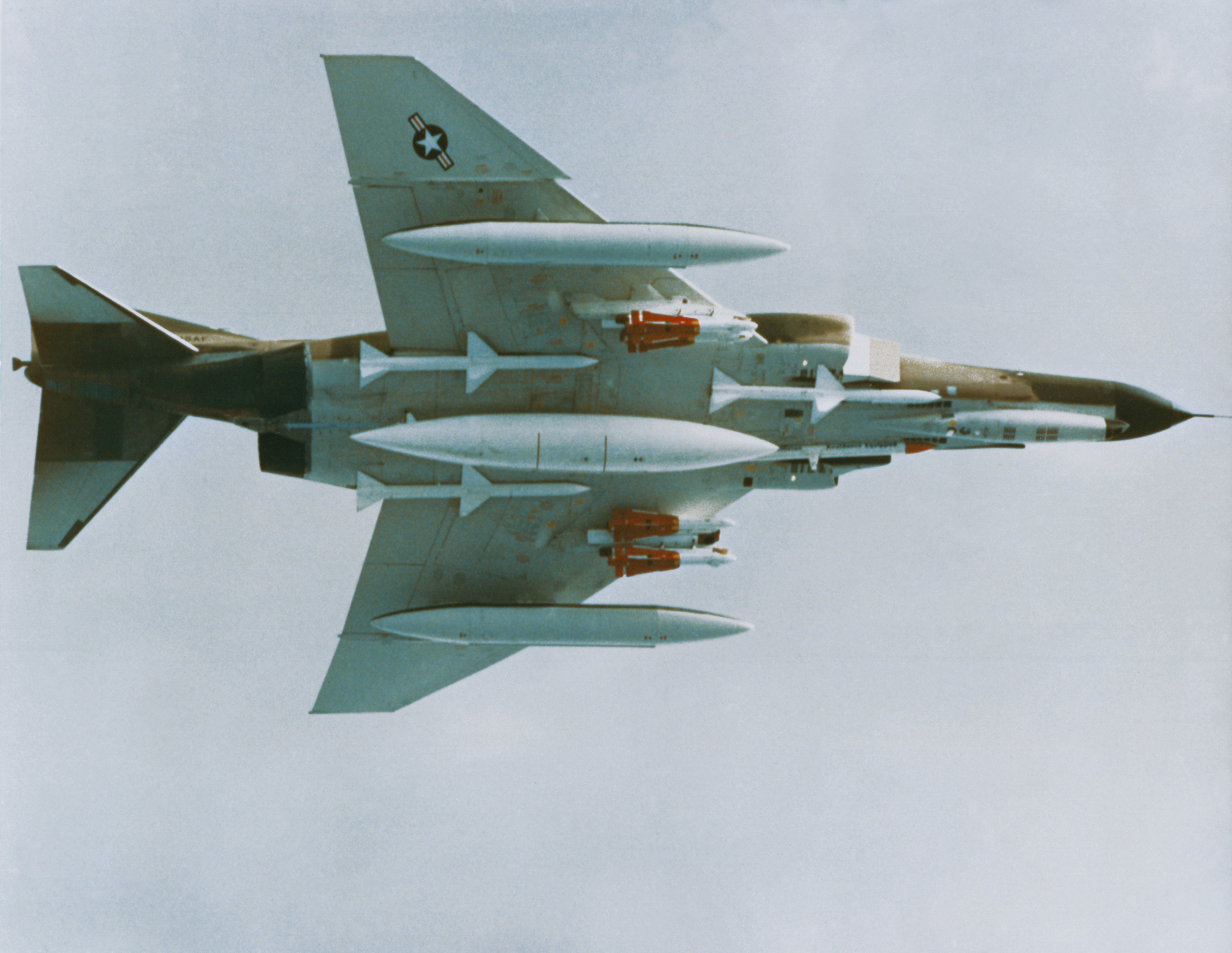 AIM-4 and AIM-7 on F-4E