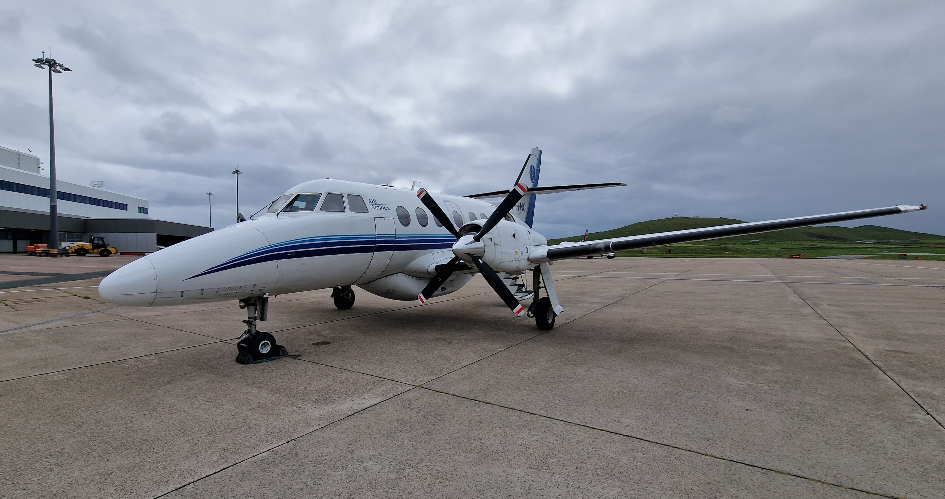 AIS Airlines BAe Jetstream 32 PH-NCI en EGPB en 2023