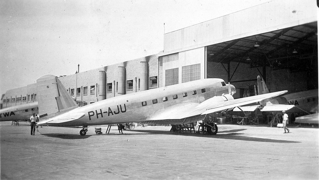 AL61A 502 Douglas DC-2 PH AJU