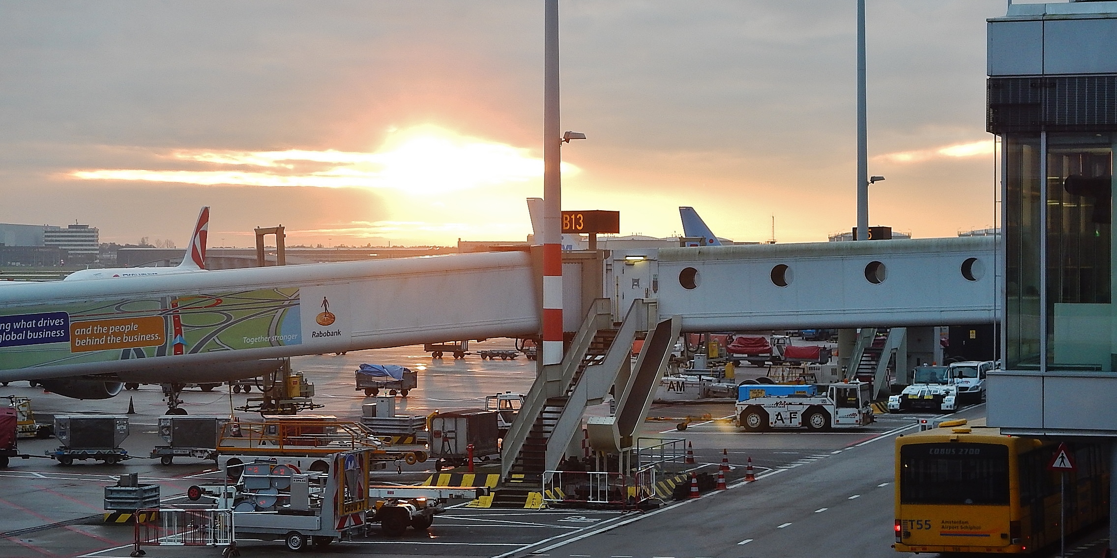 AMS, Amsterdam Airport Schiphol, Luchthaven Schiphol, Flughafen Amsterdam Schiphol - panoramio