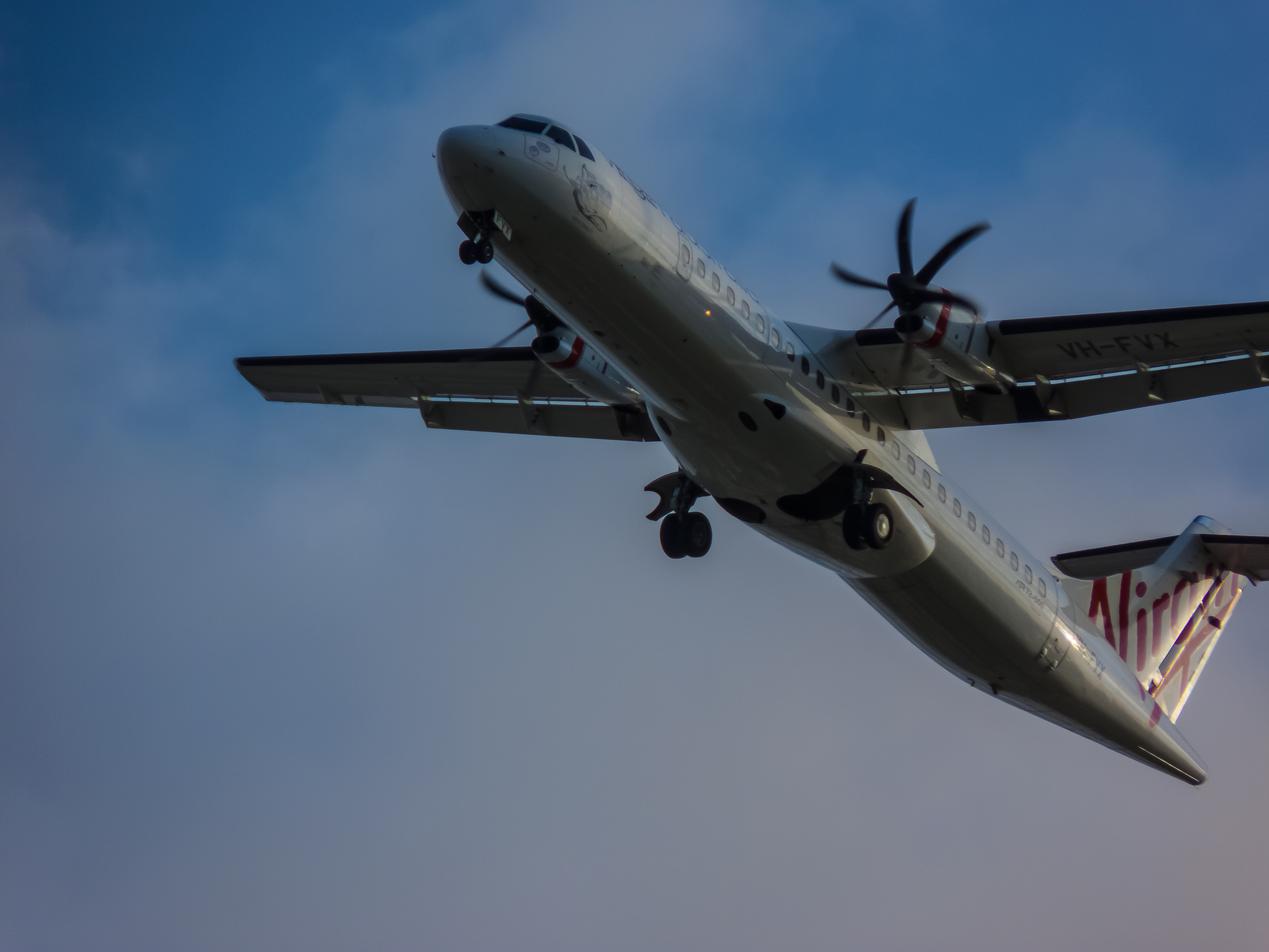ATR 72 VH FVX 101, Sugarmill Rd, Meeandah (P1280674)