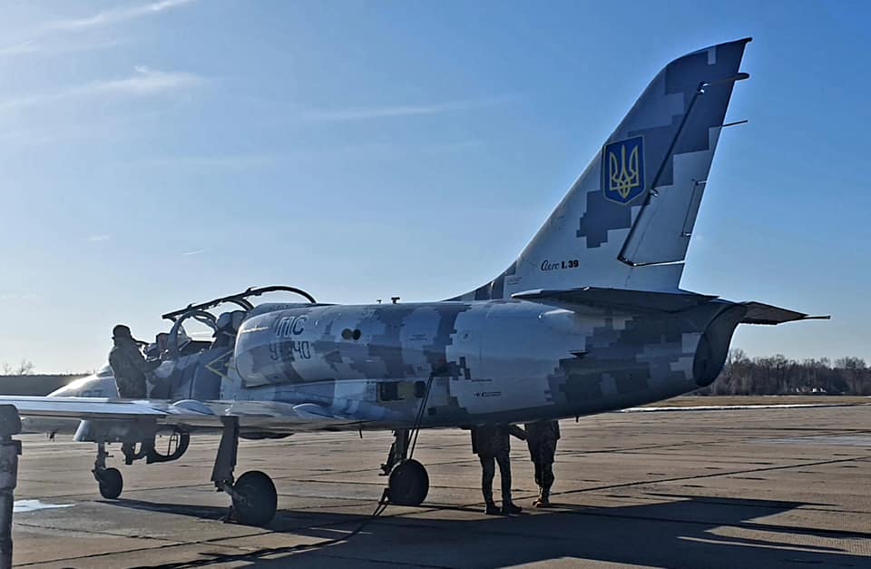 Aero L-39M1 Albatros (107 BLUE), vista trasera