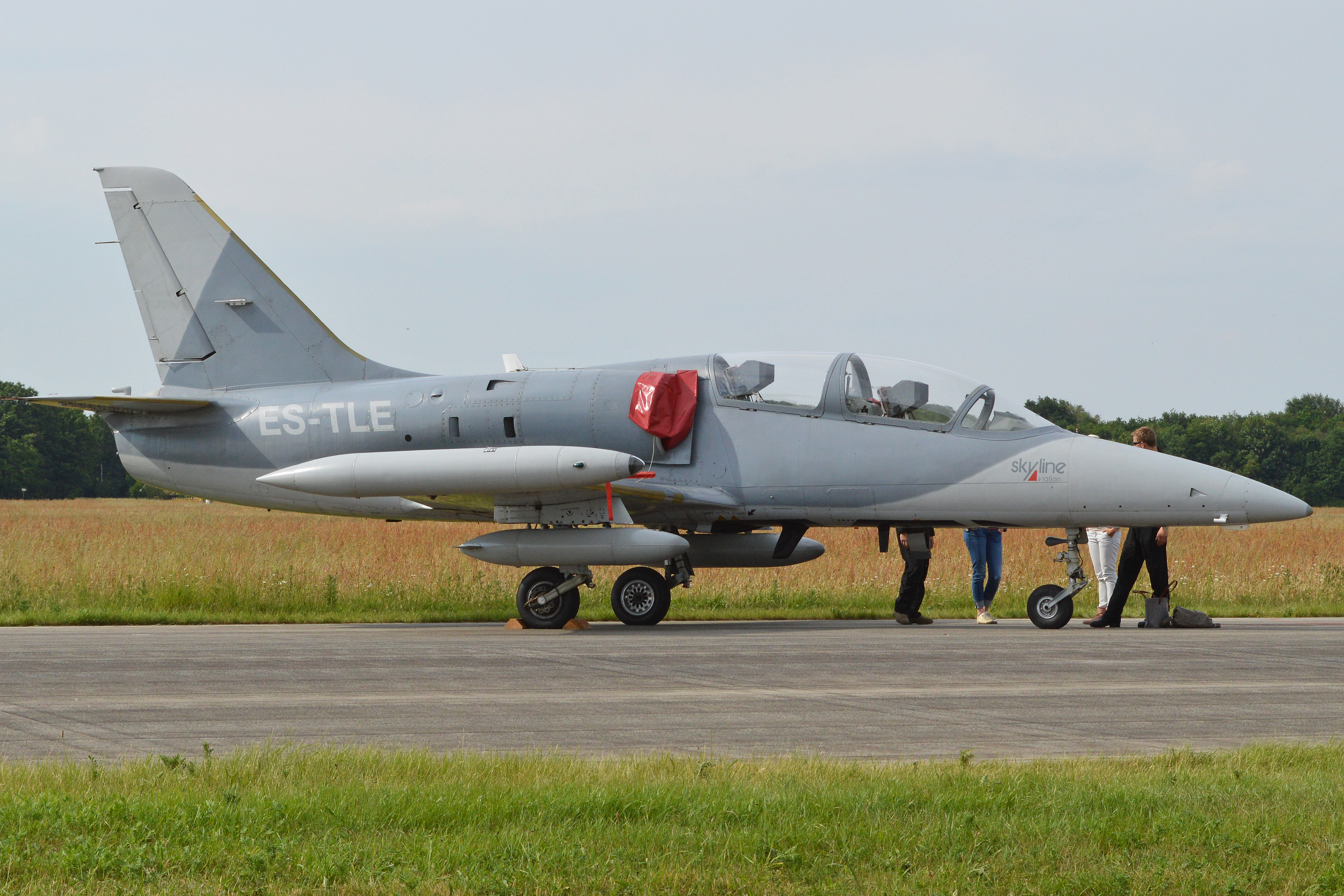 Aero L-39ZO Albatros ES TLE