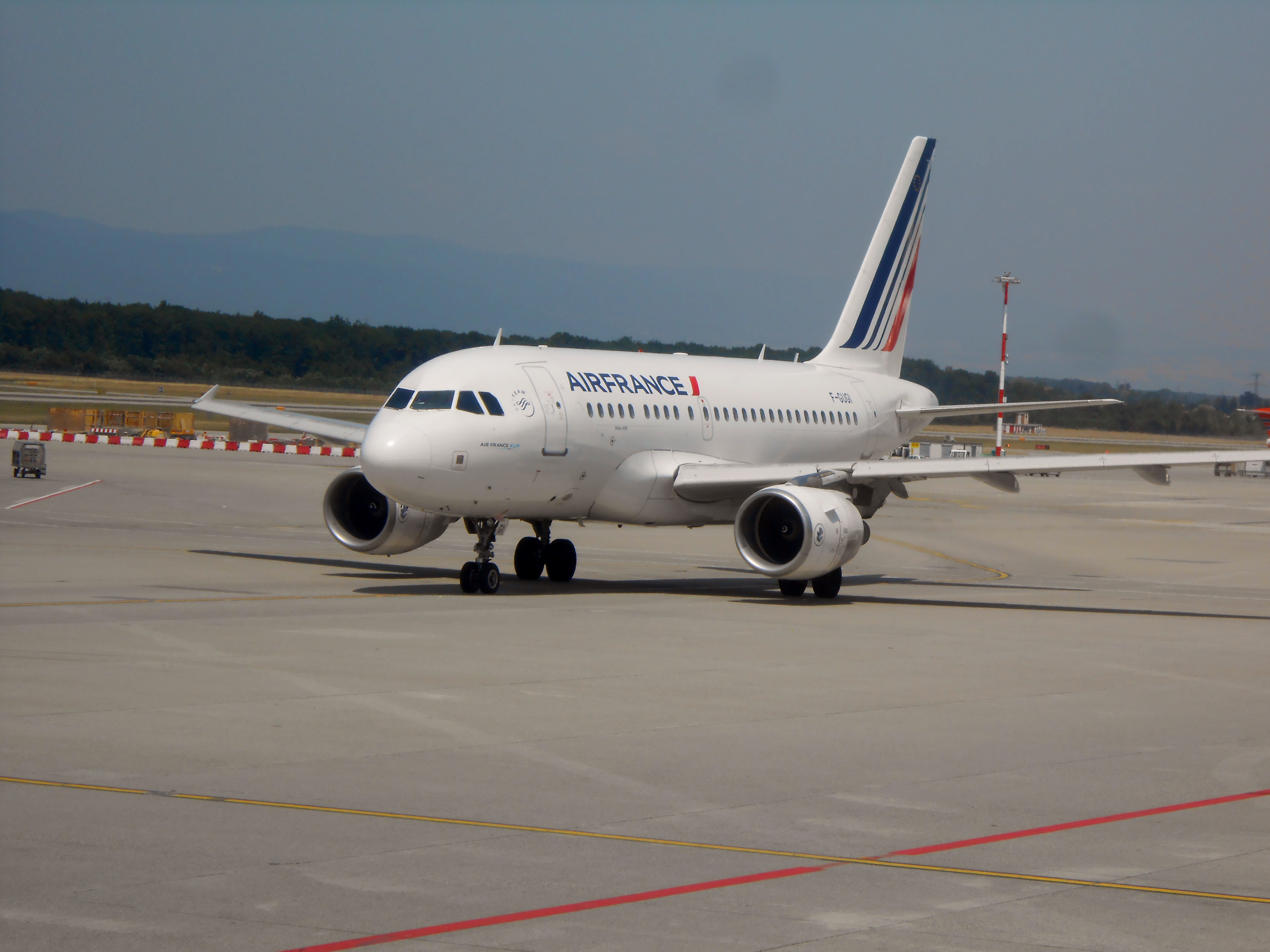Airbus A318-111 Air France F GUGI