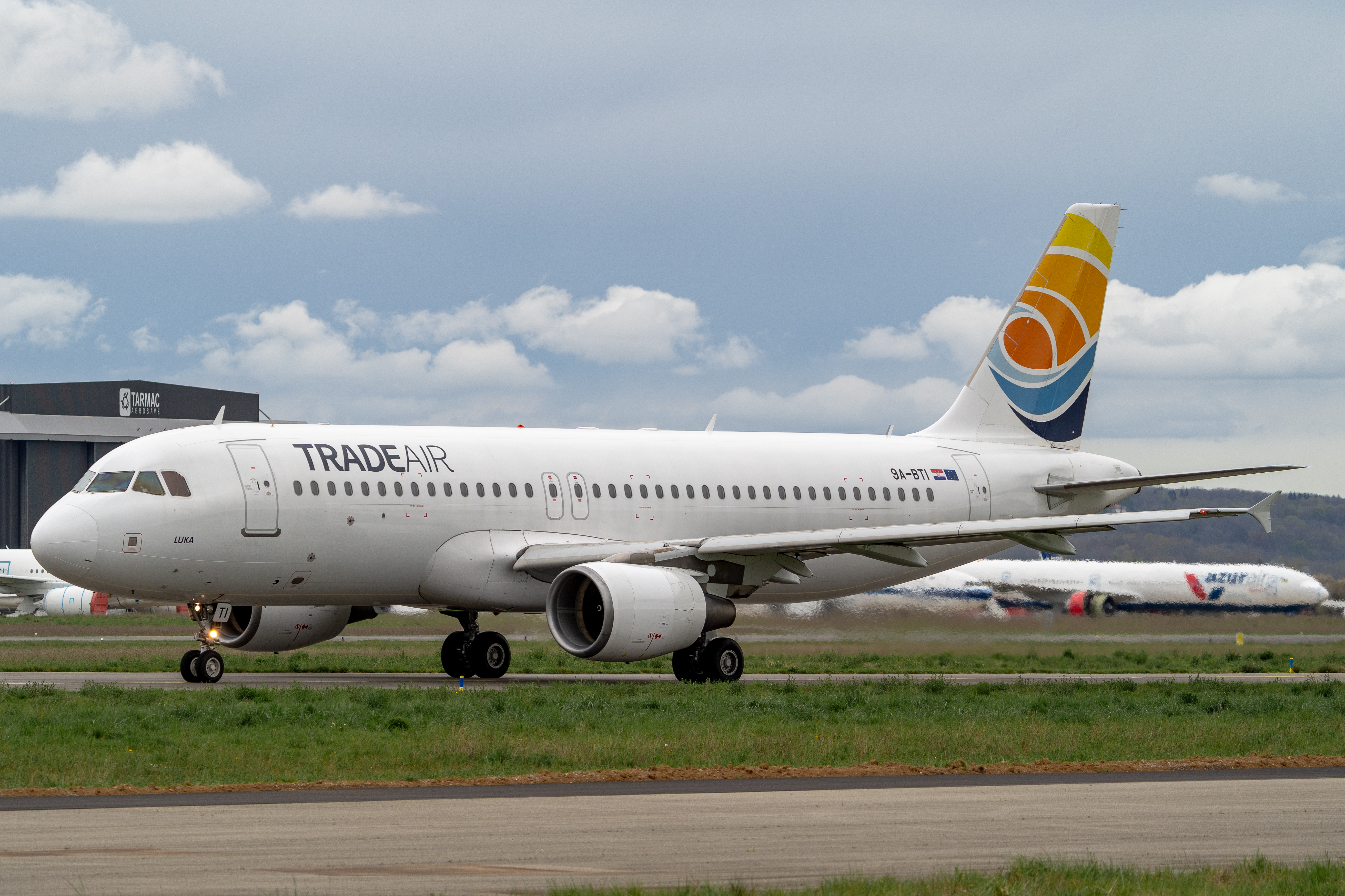 Airbus A320 - 9A BTI - Rollen auf dem Flughafen LFBT