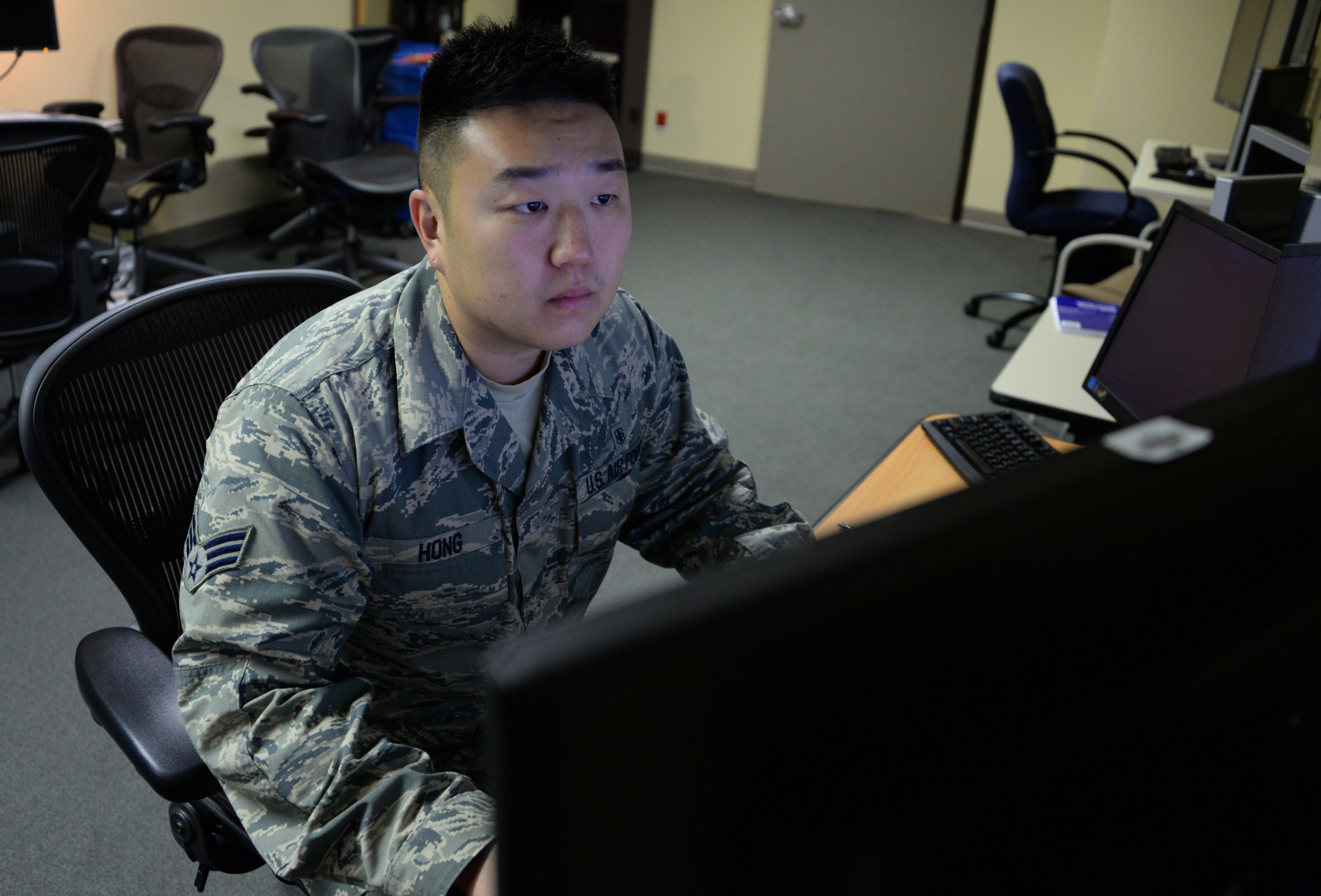 Airman supports largest Air Force diagnostics department 160525 F-YM354 001