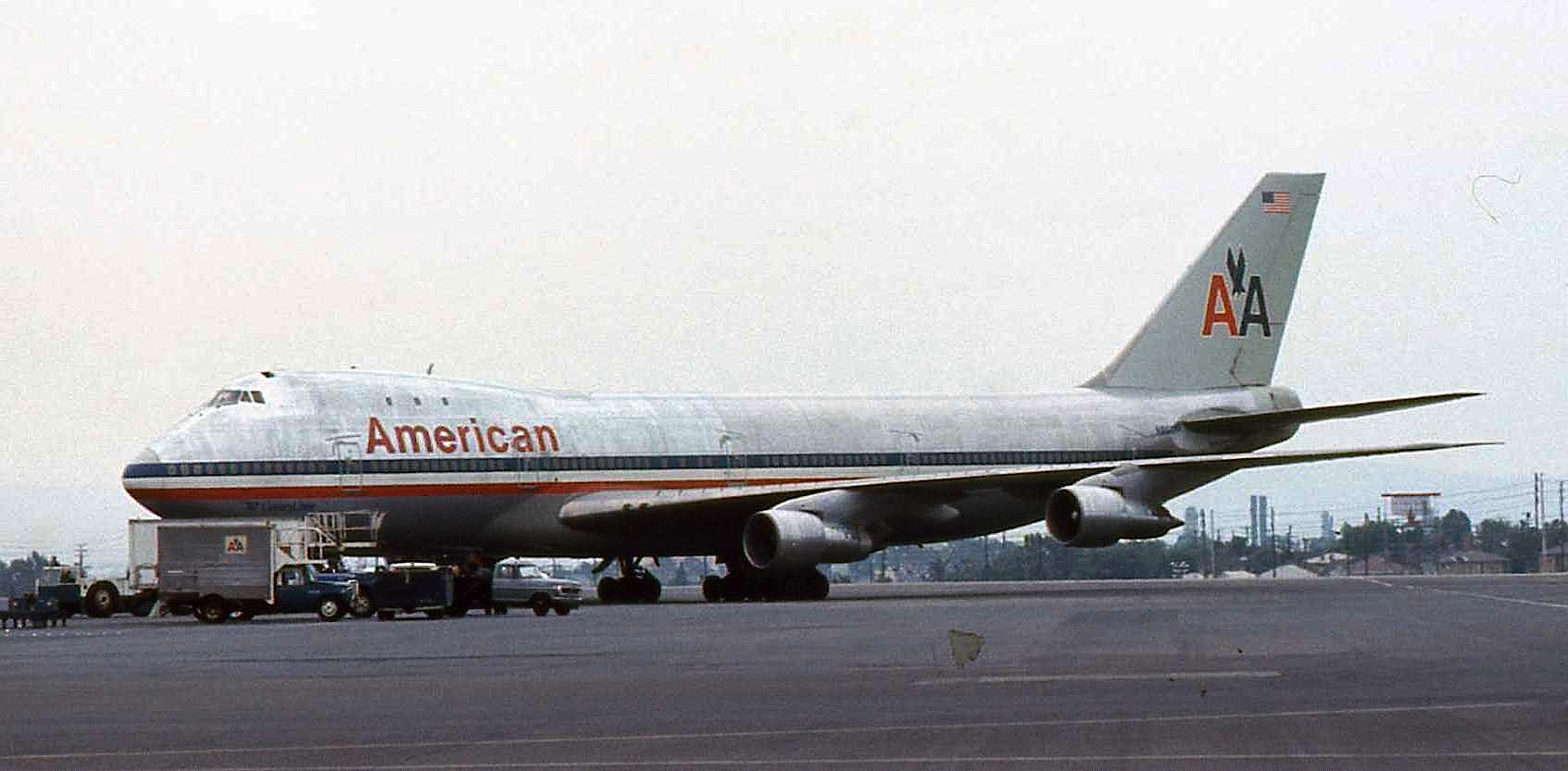 Boeing 747