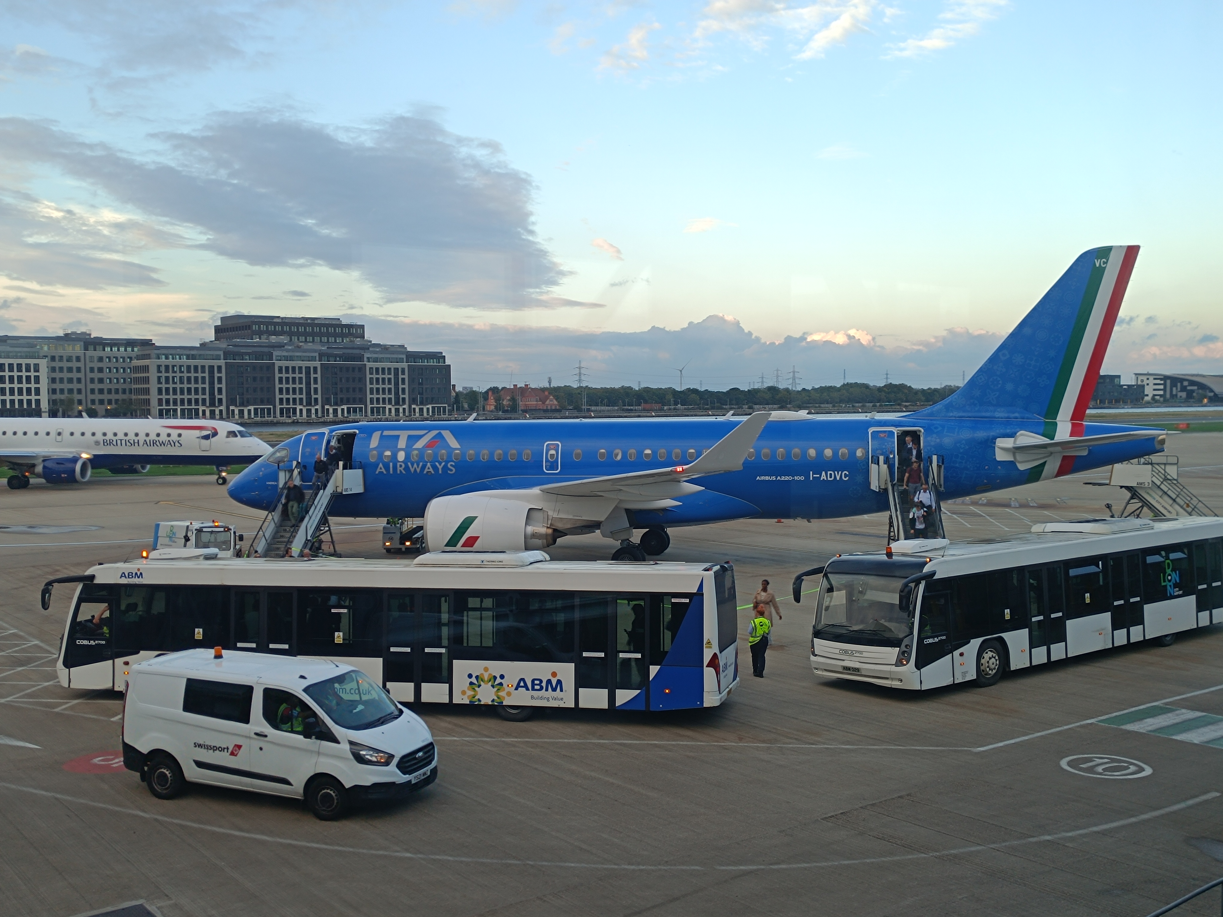 An ITA Airways A220-100 (I ADVC) at London City Airport, 2024