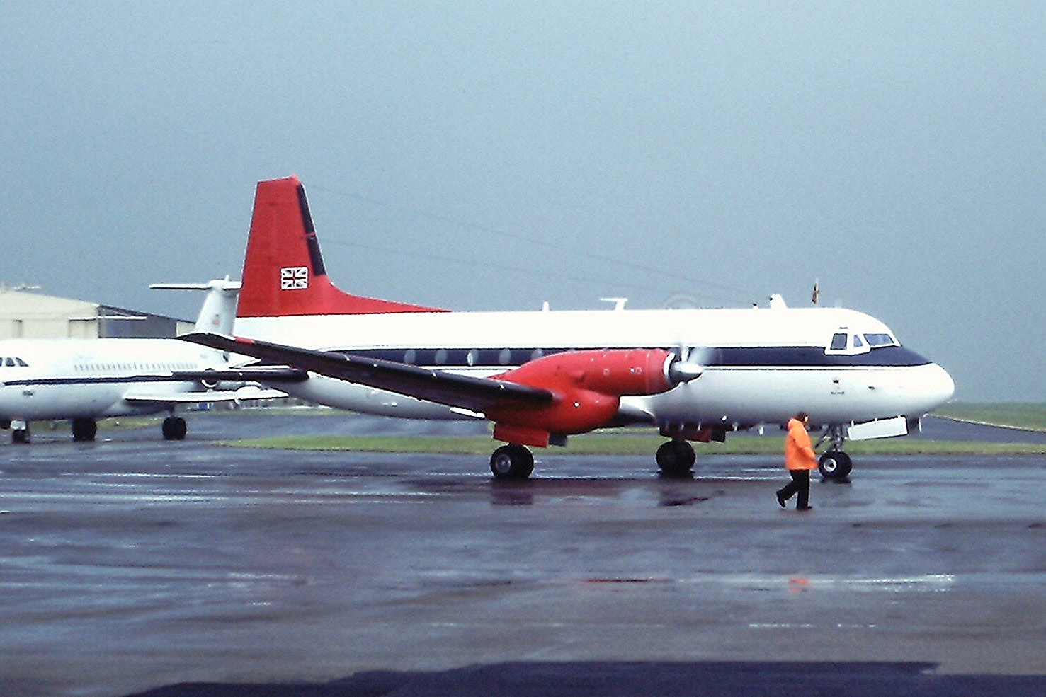 Andover CC 2 XS789, RAF, Coventry Airport, 1981