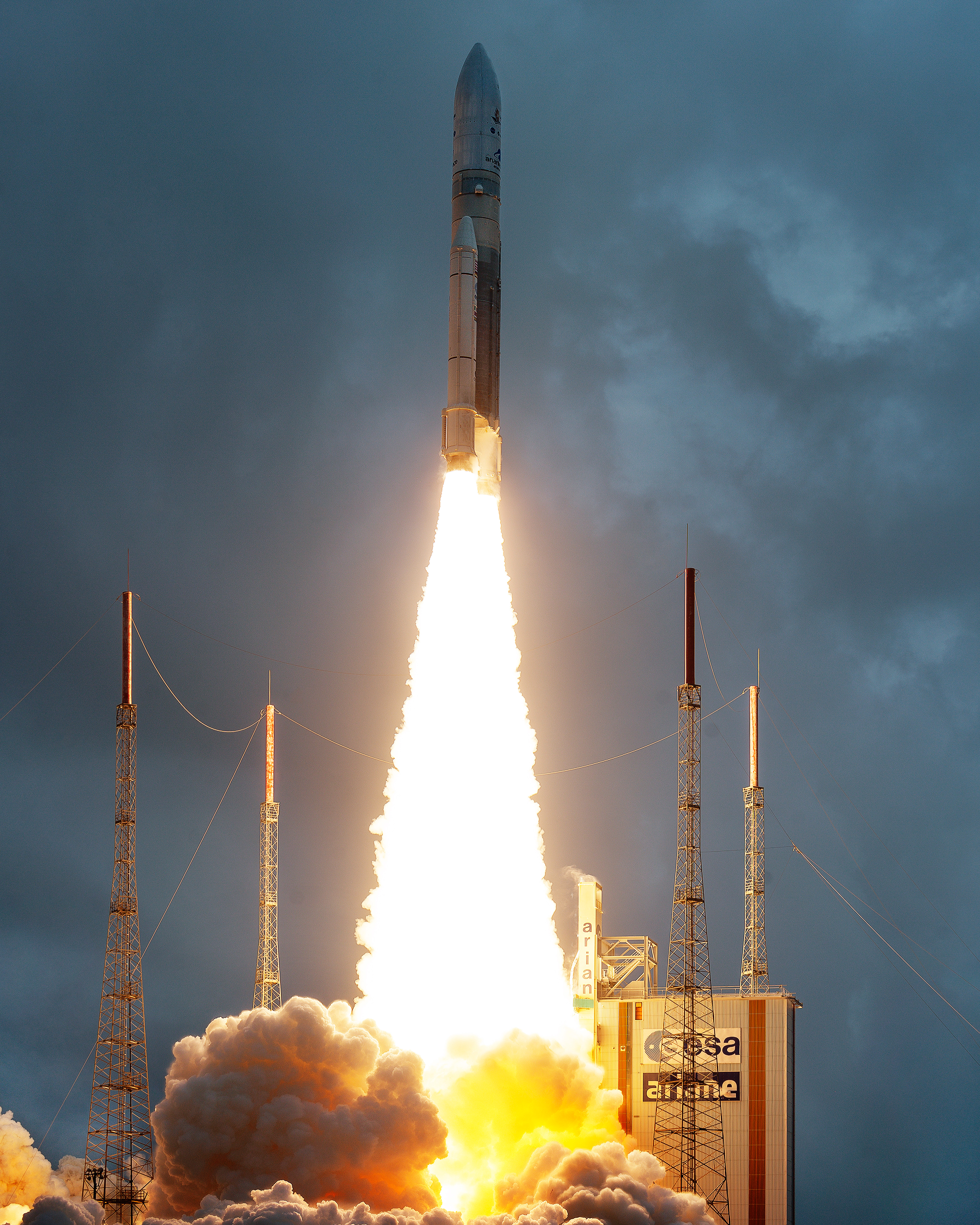 L'Ariane 5ECA VA256 decolla da ELA-3 con il telescopio spaziale James Webb, 25 dicembre 2021