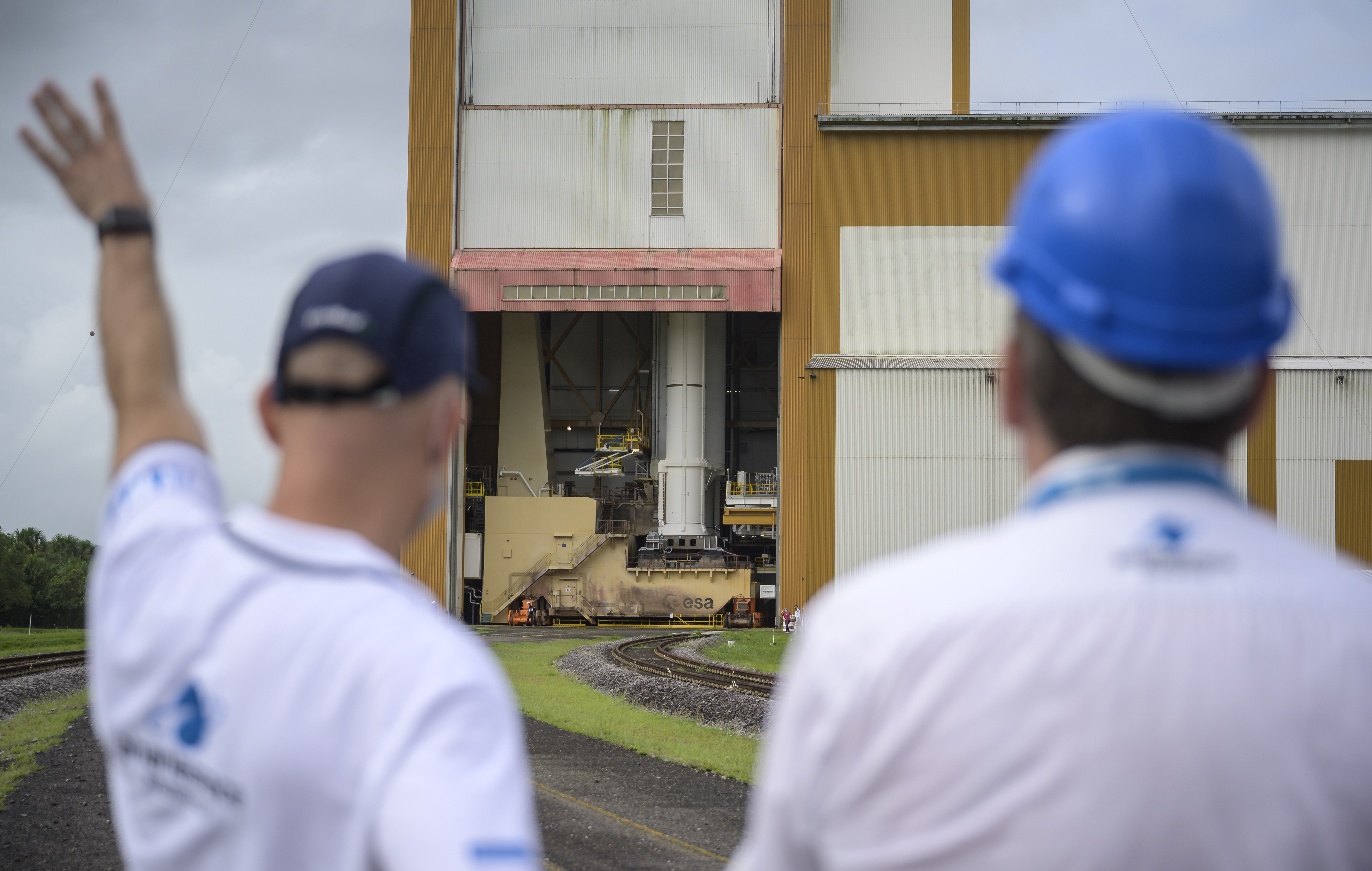 Ariane 5 on its mobile launch table crossing to the launch zone