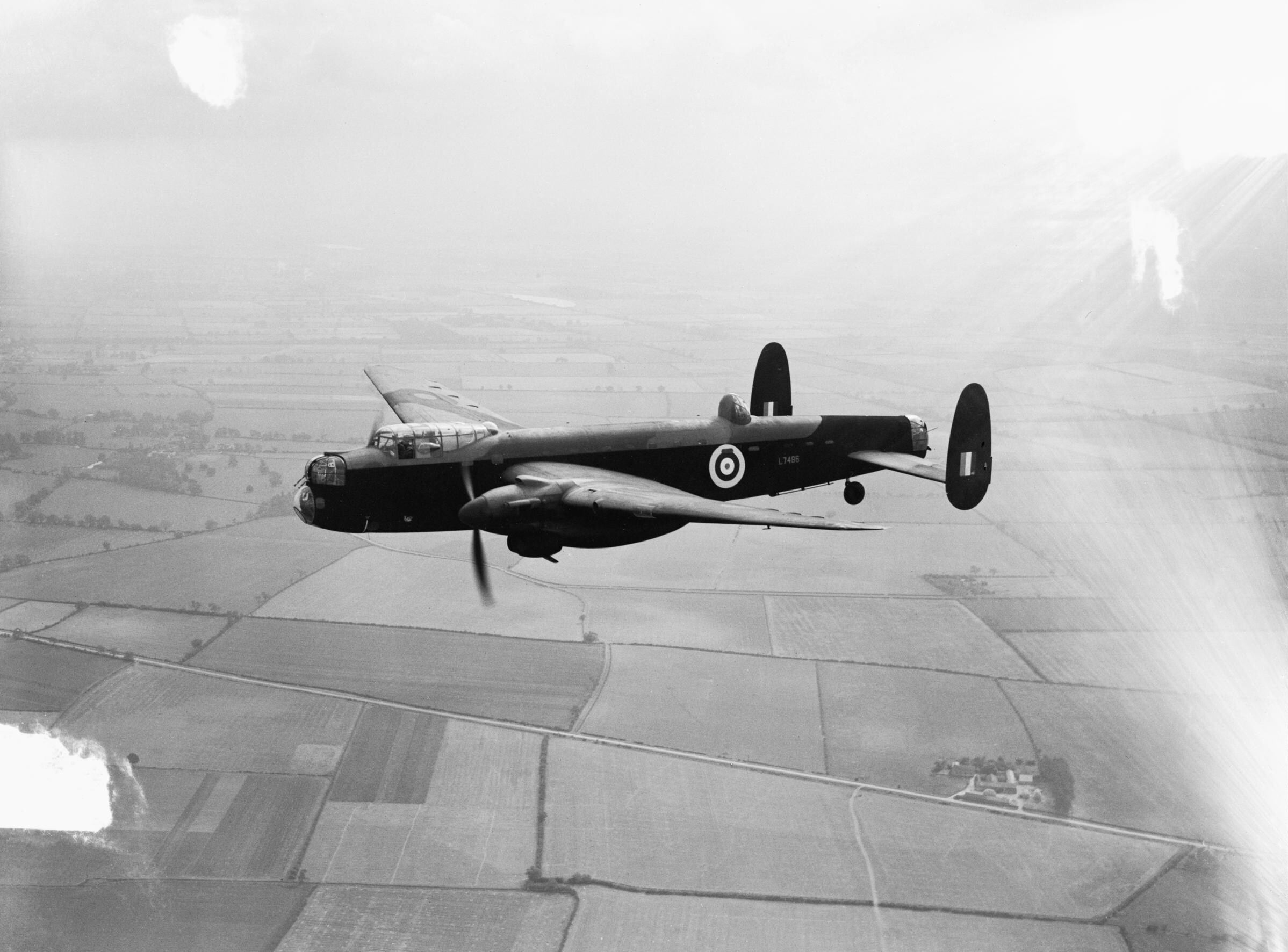 Avro 679 Manchester Mk IA de l'escadron 207 de la RAF en vol d'essai