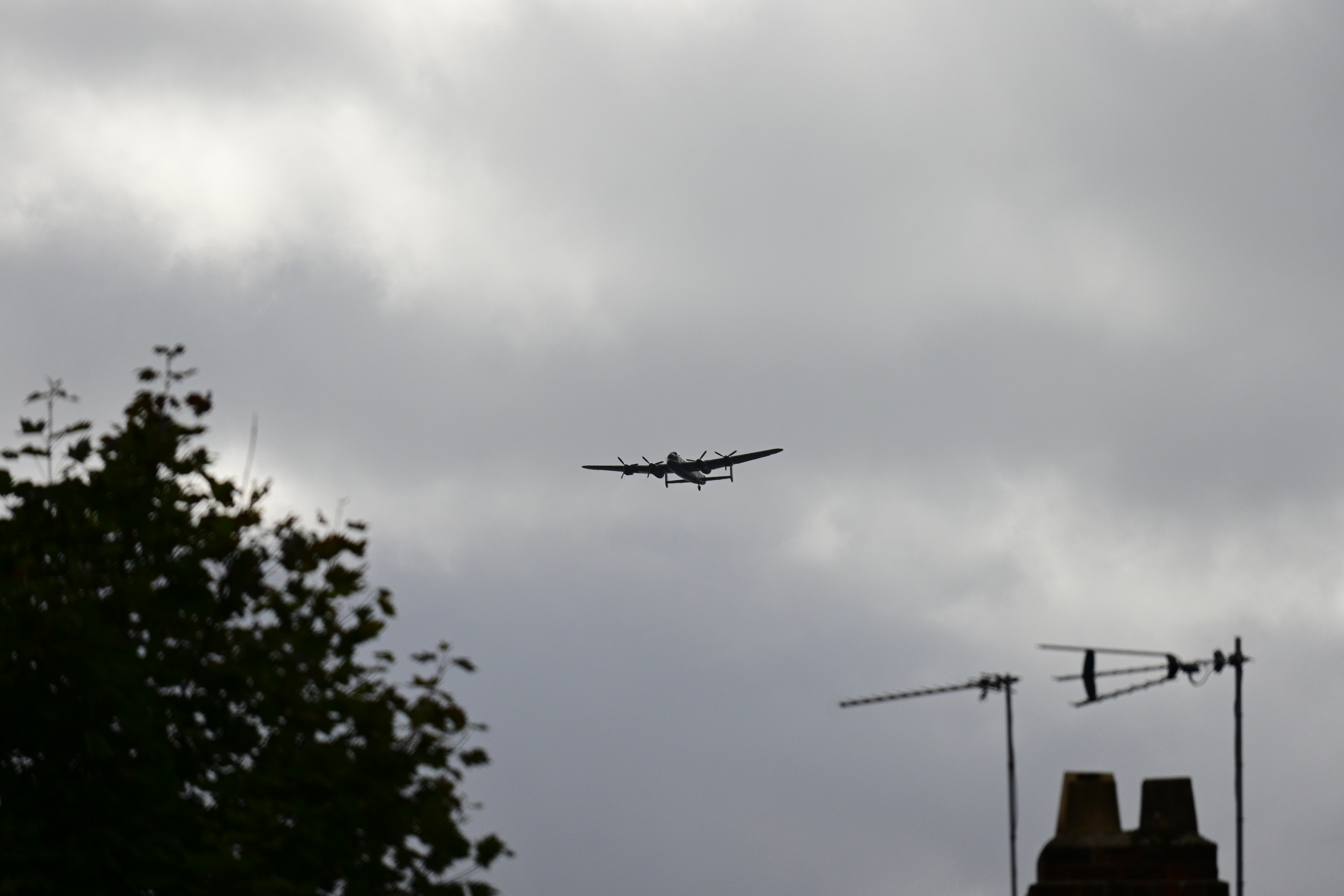 Avro Lancaster Bomber PA474 over Kingston upon Hull, Sep25 01