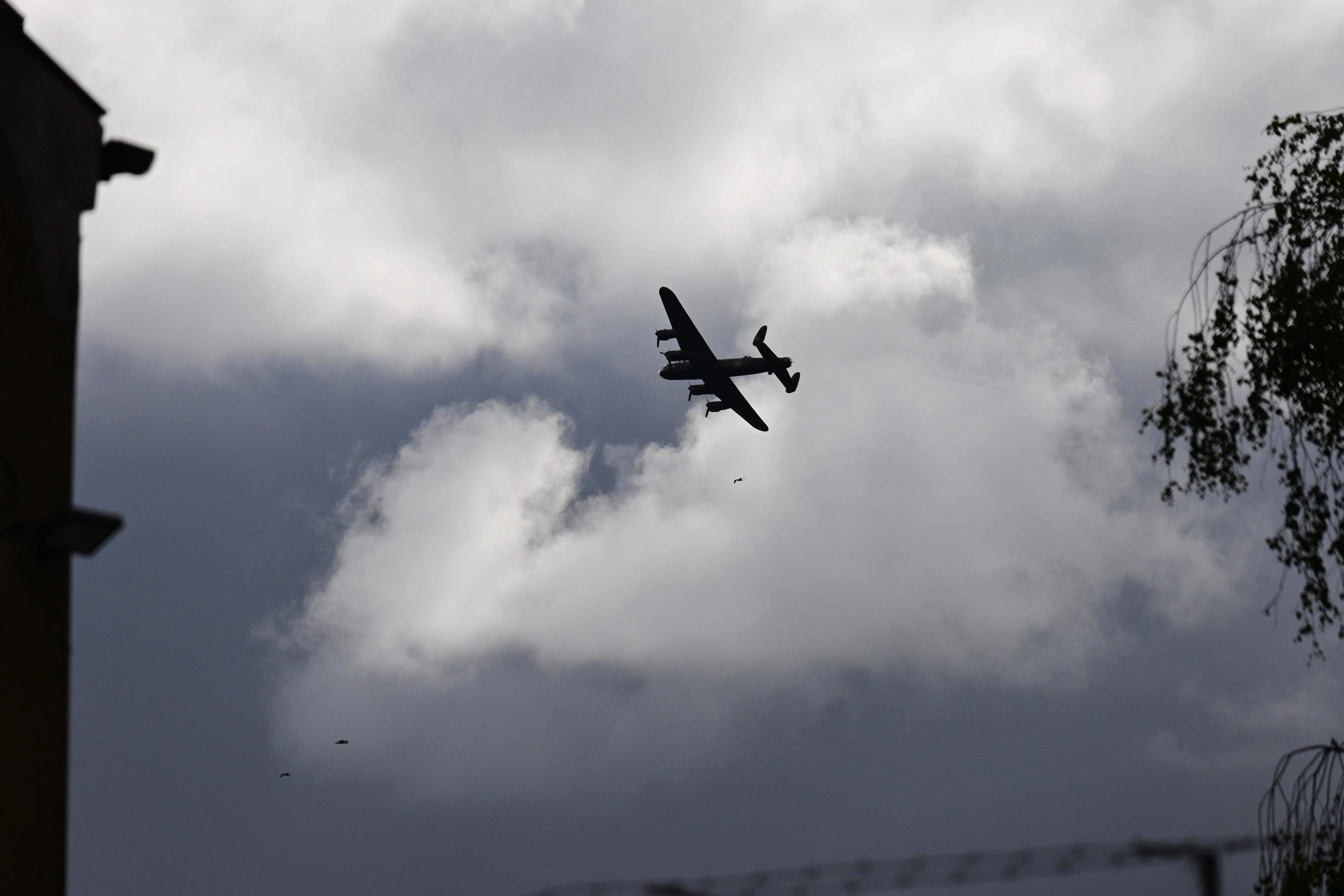 Bombardeiro Avro Lancaster PA474 sobre Kingston upon Hull, Sep25 04
