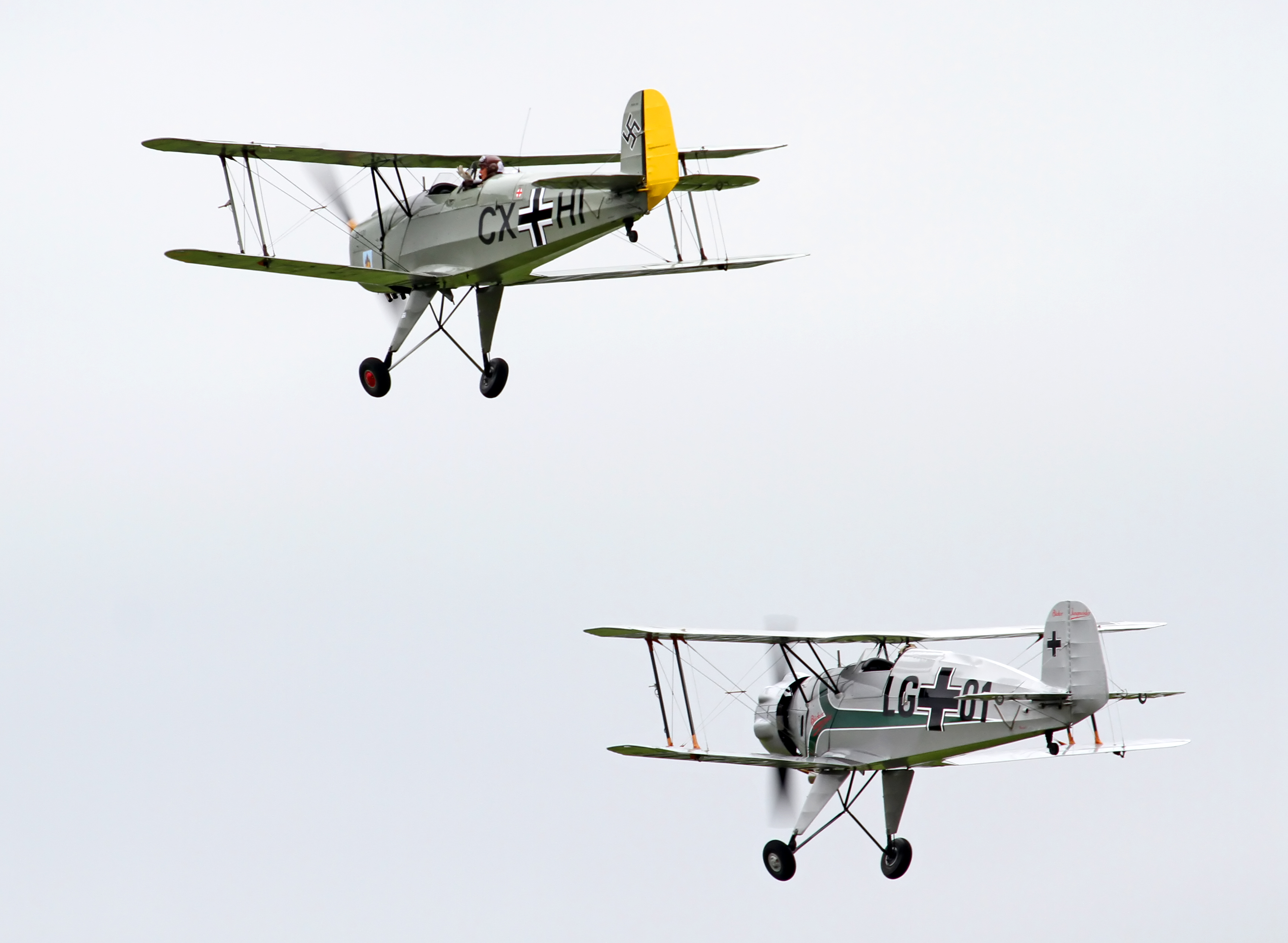 Bücker pair 2