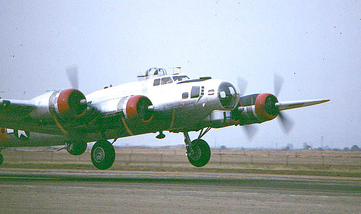 Decollo di un B-17
