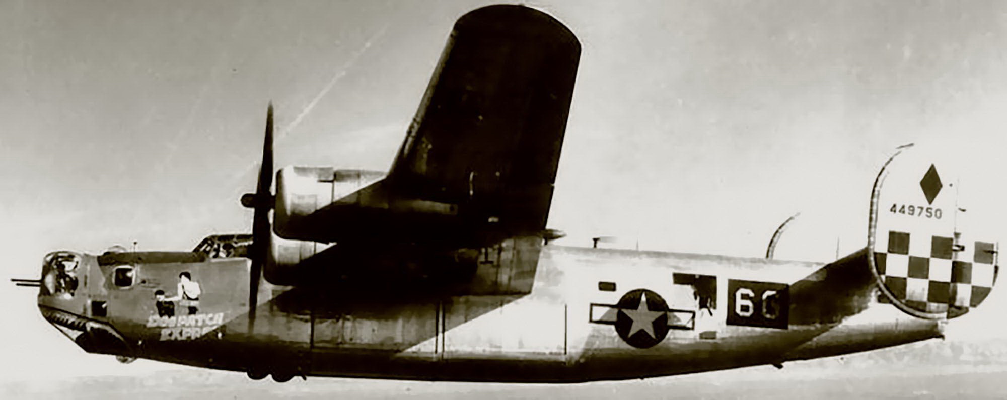 B-24L "Dogpatch Express" sobre Italia, abril de 1945
