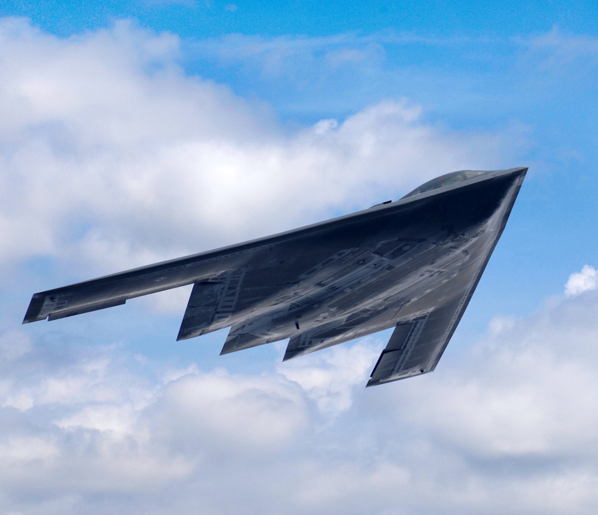 B-2 Spirit in volo