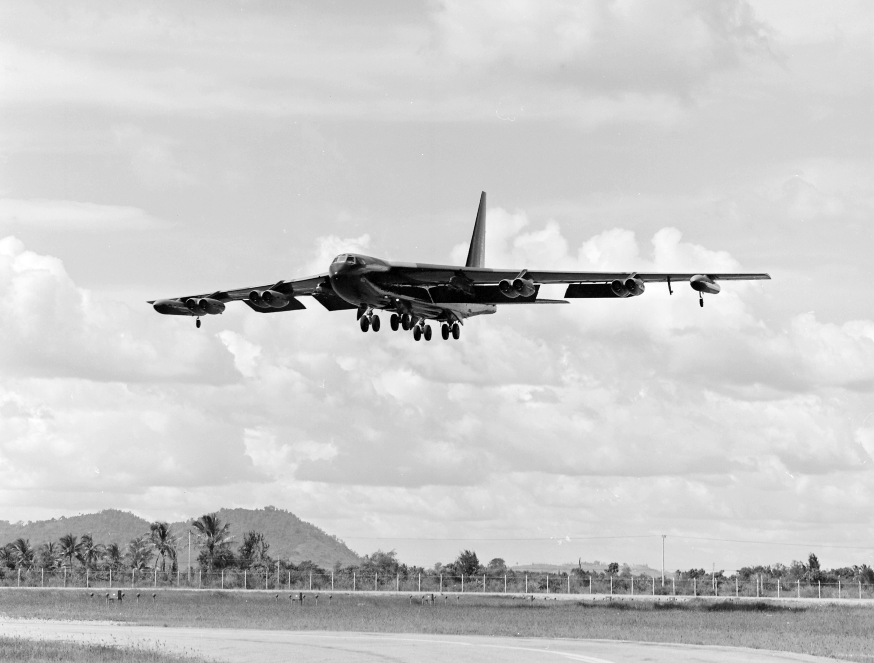 B-52D approaching U Tapao 1972