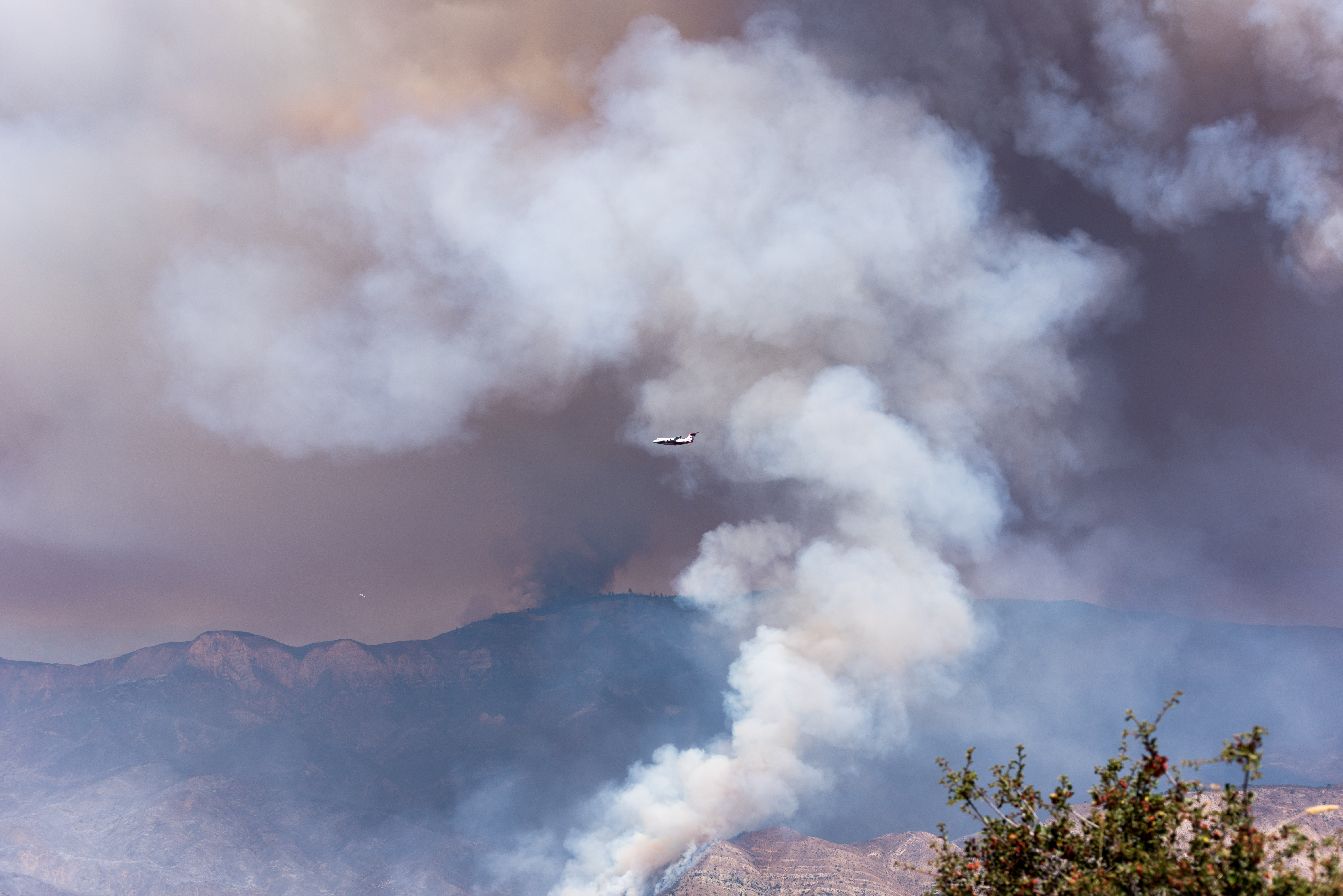 Reactor B Ae-146 combate el incendio Rey Fire