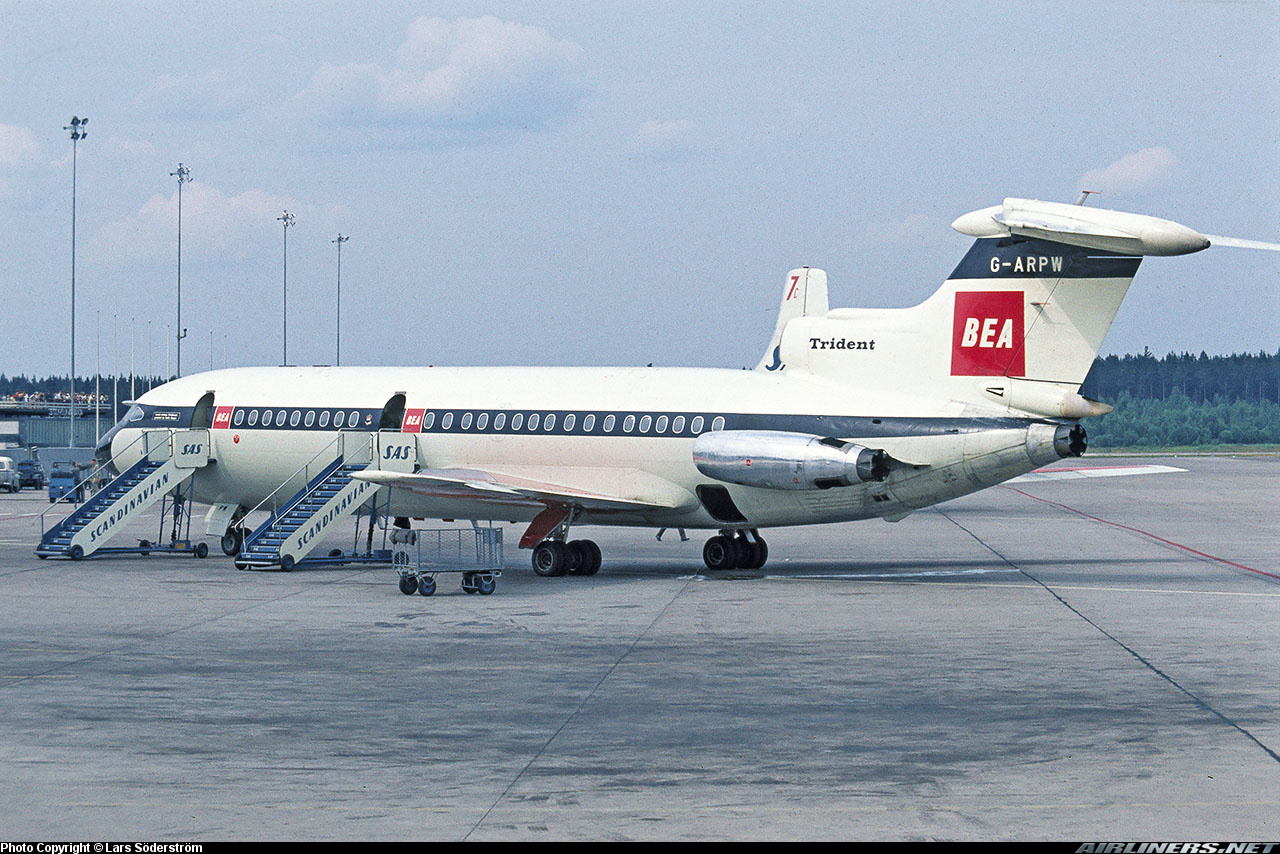 BEA - British European Airways Hawker Siddeley HS-121 Trident 1C G ARPW