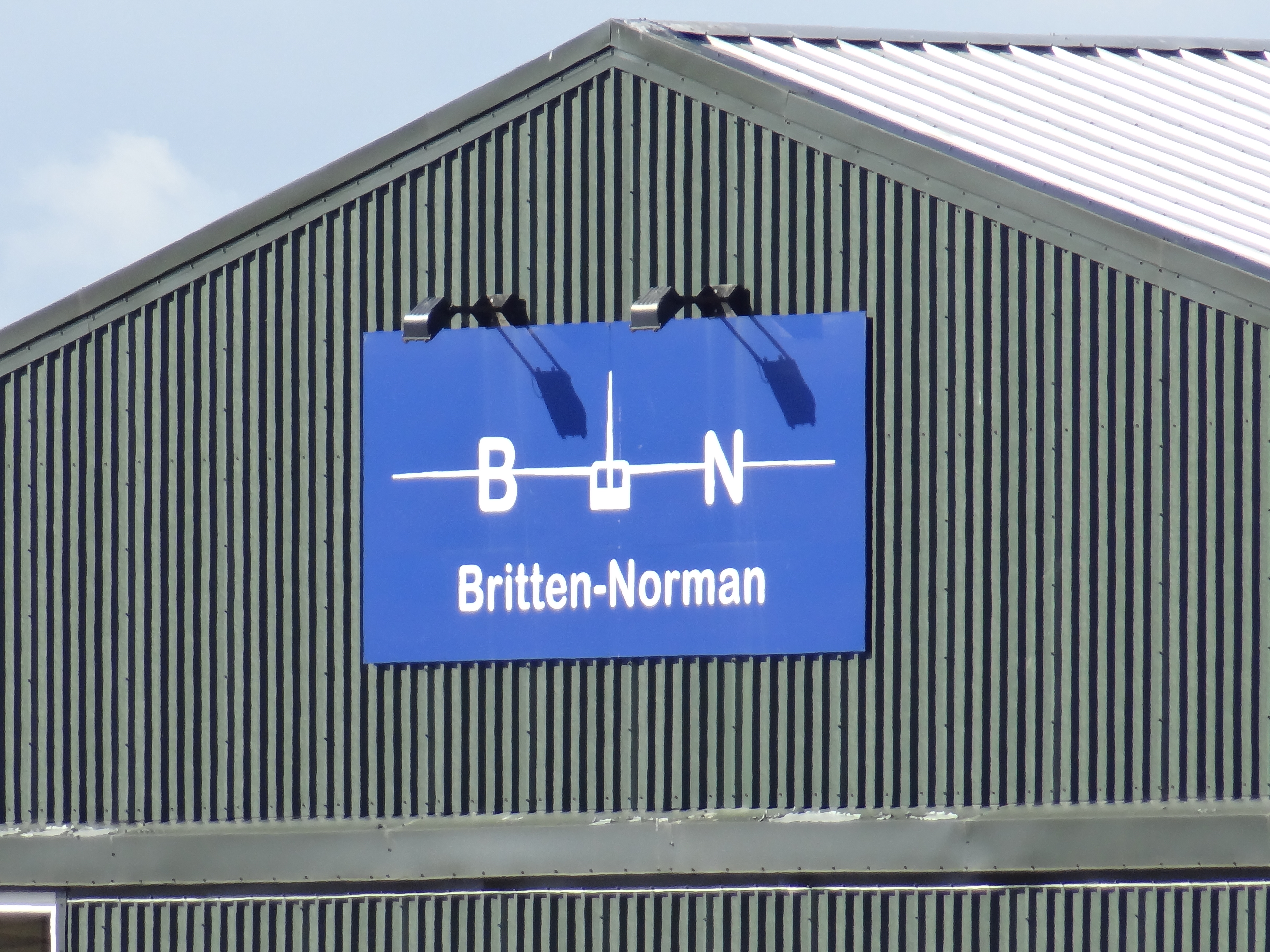 BRITTEN NORMAN BEMBRIDGE AIRPORT