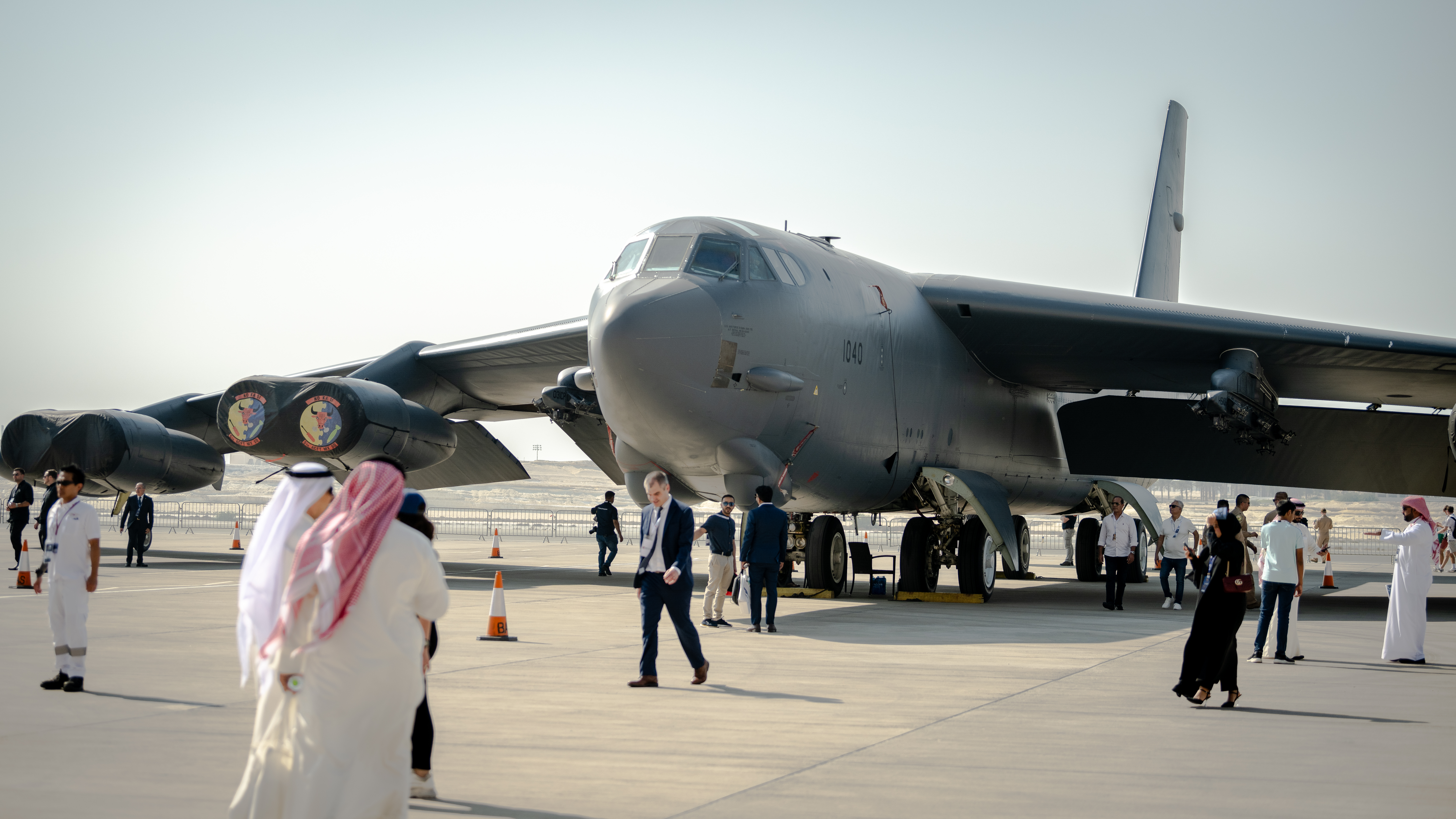 Bahrain International Airshow 2024 — B-52H Stratofortress in pista