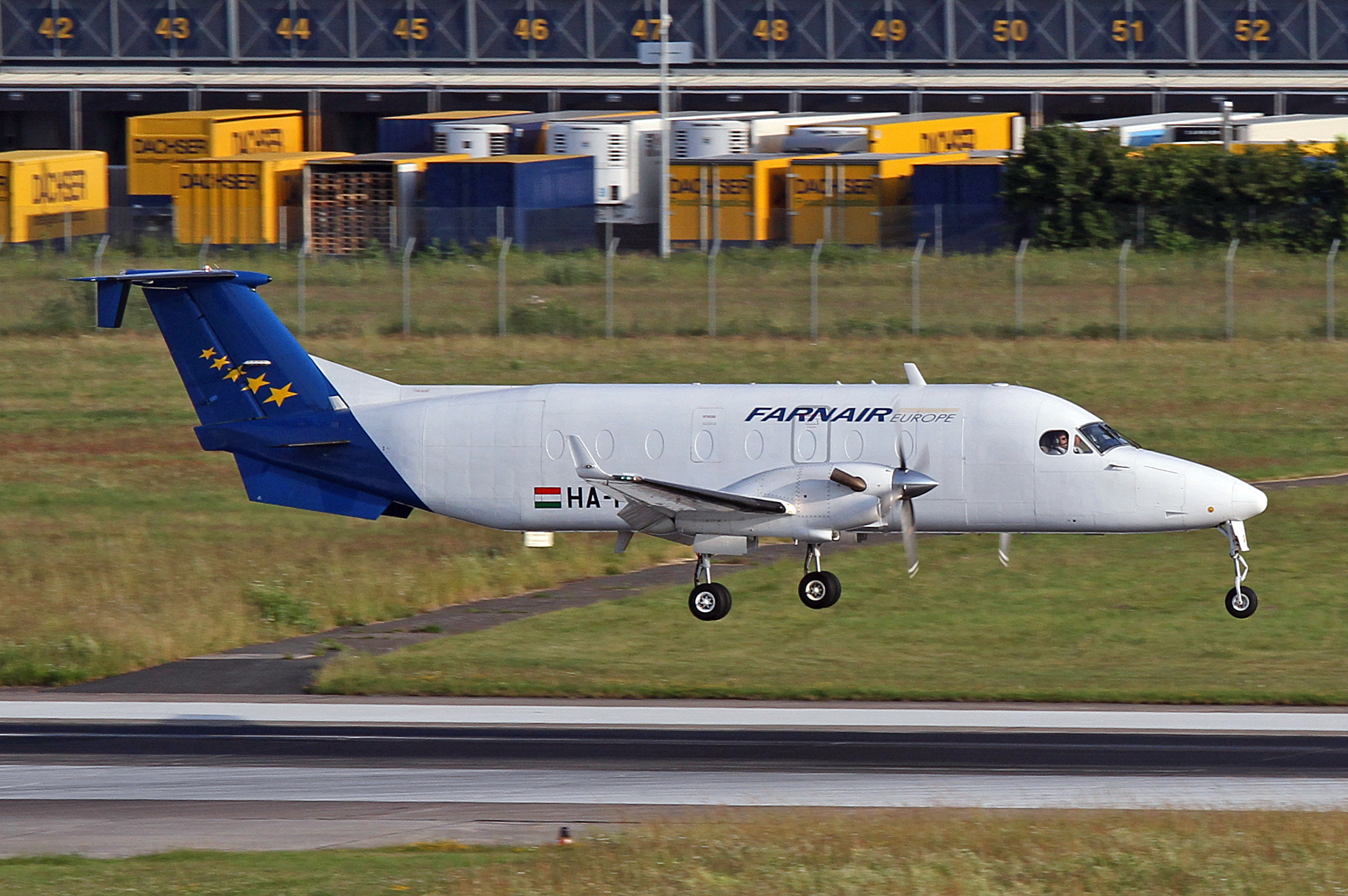 Beech 1900D (Farnair Europe)