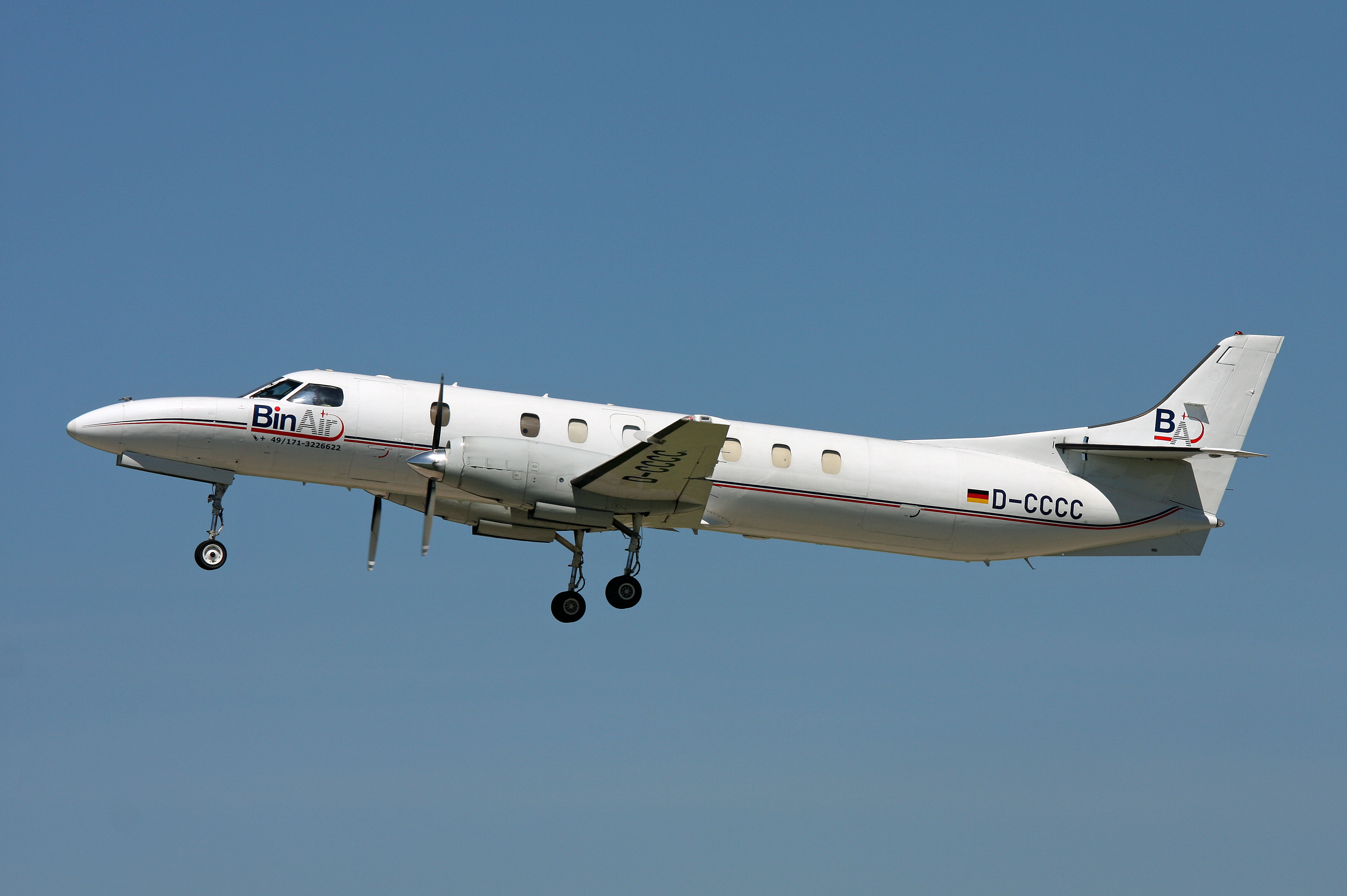 BinAir Fairchild Metroliner (D-CCCC) @ HAJ, June 2010