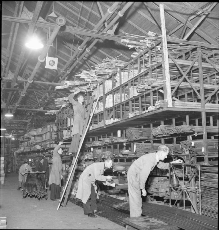 Naissance d'un bombardier : la production aéronautique en Grande-Bretagne, 1942. D7088