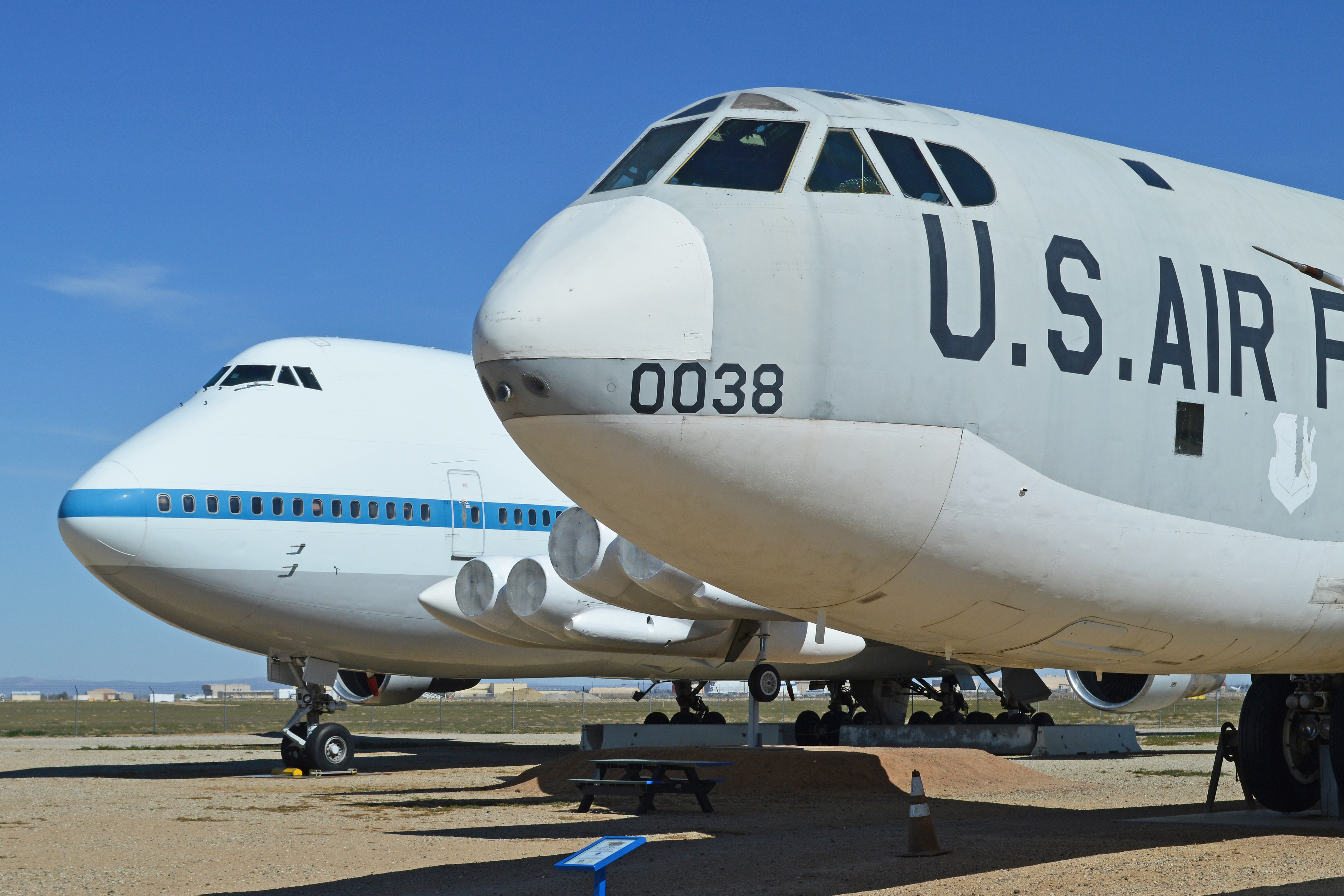 Boeing B-52 Stratofortress