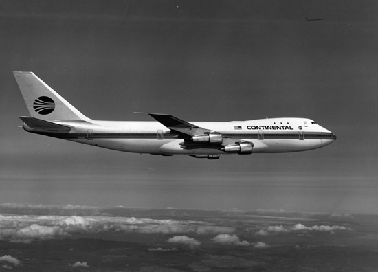 Boeing 747 Continental