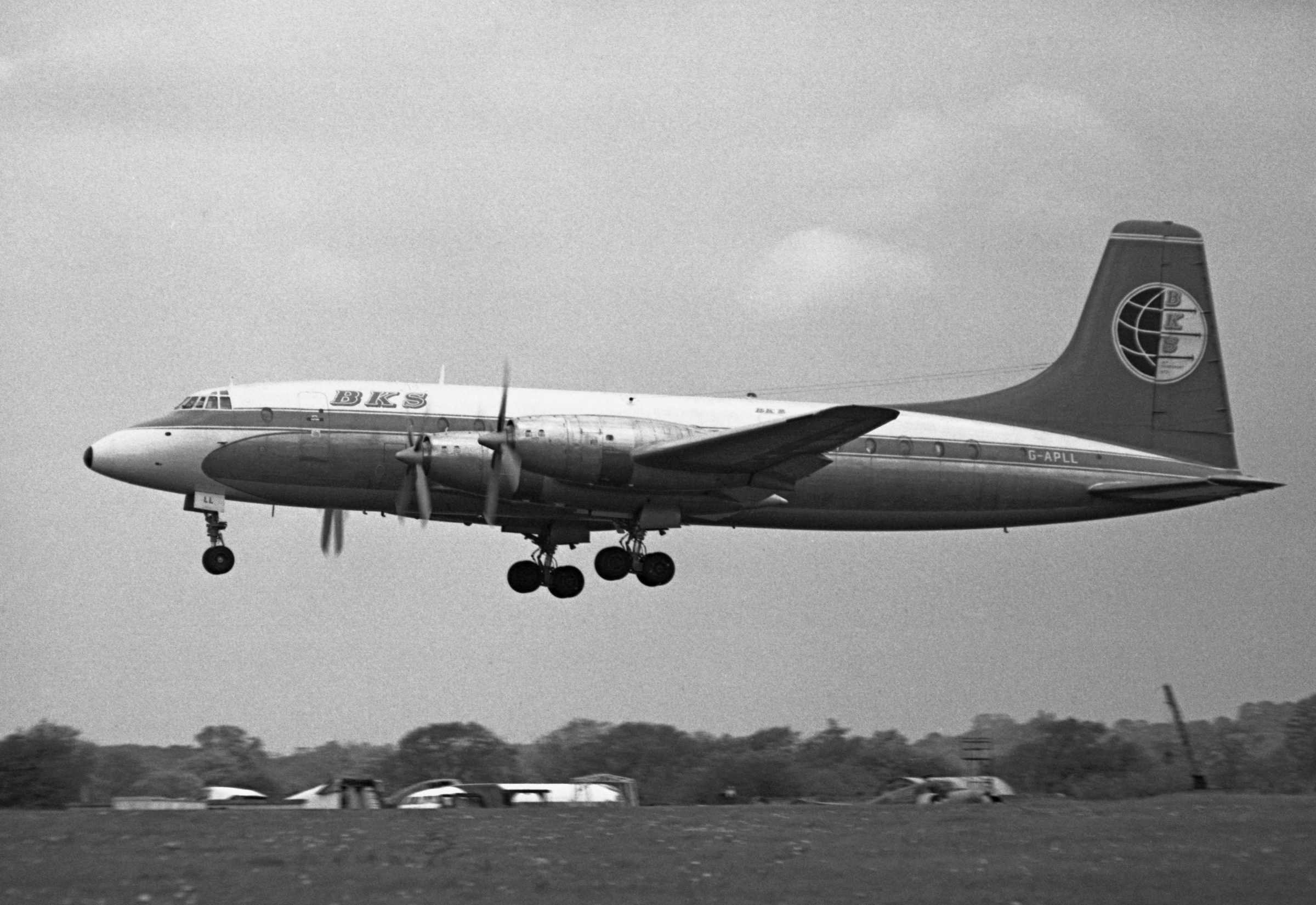 Bristol 175 Britannia 102 G APLL, BKS Air Transport, Southend, UK, 11 May 1968