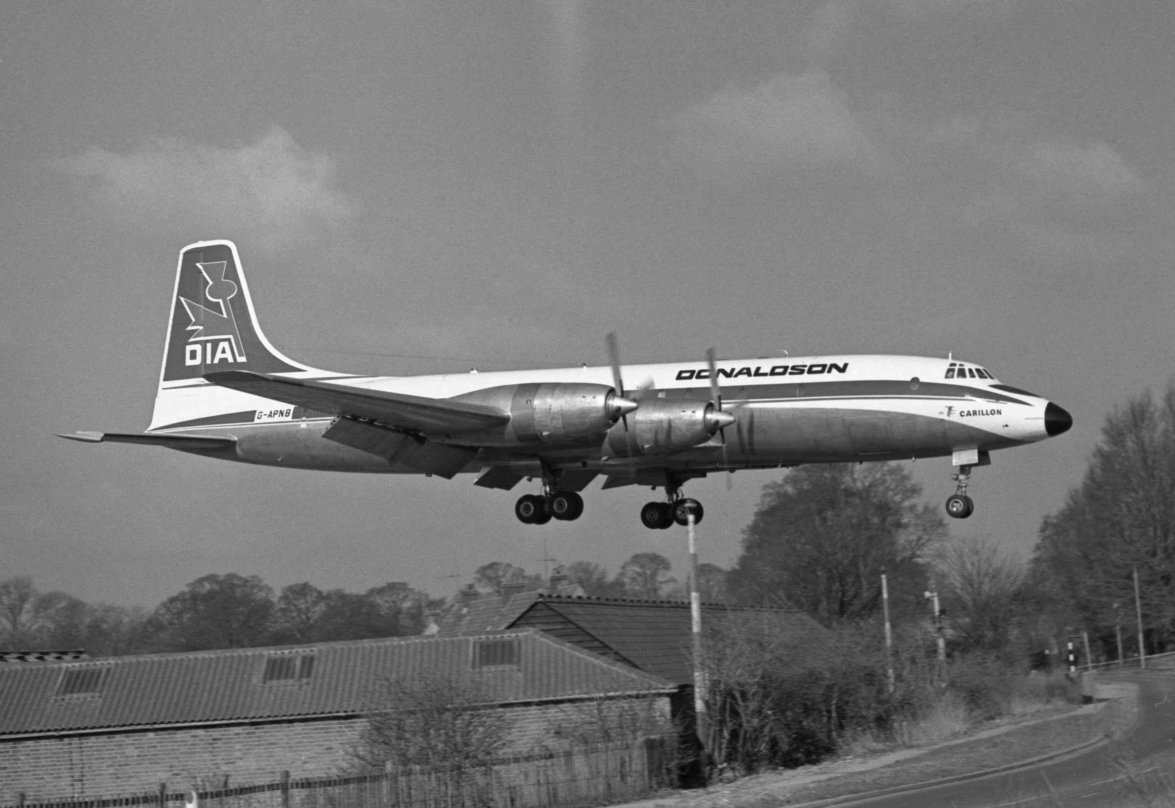 Bristol 175 Britannia 317 G APNB, Donaldson International, Southend, UK, 28 Mar 1969 (8869302143) (2)