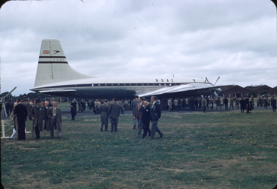 Bristol Britannia 100 G ALBO BOAC Farnborough Air Show 1952