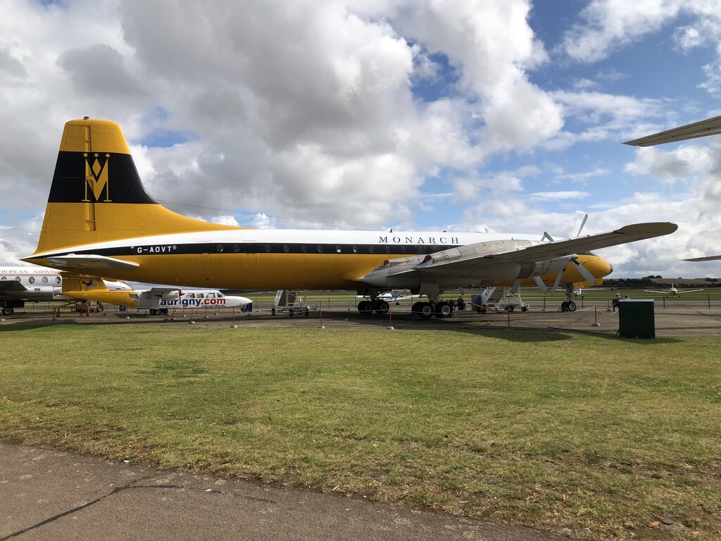 Bristol Britannia 312 a Duxford