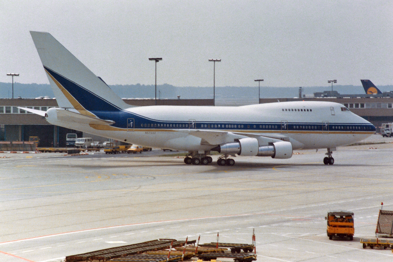 Boeing 747