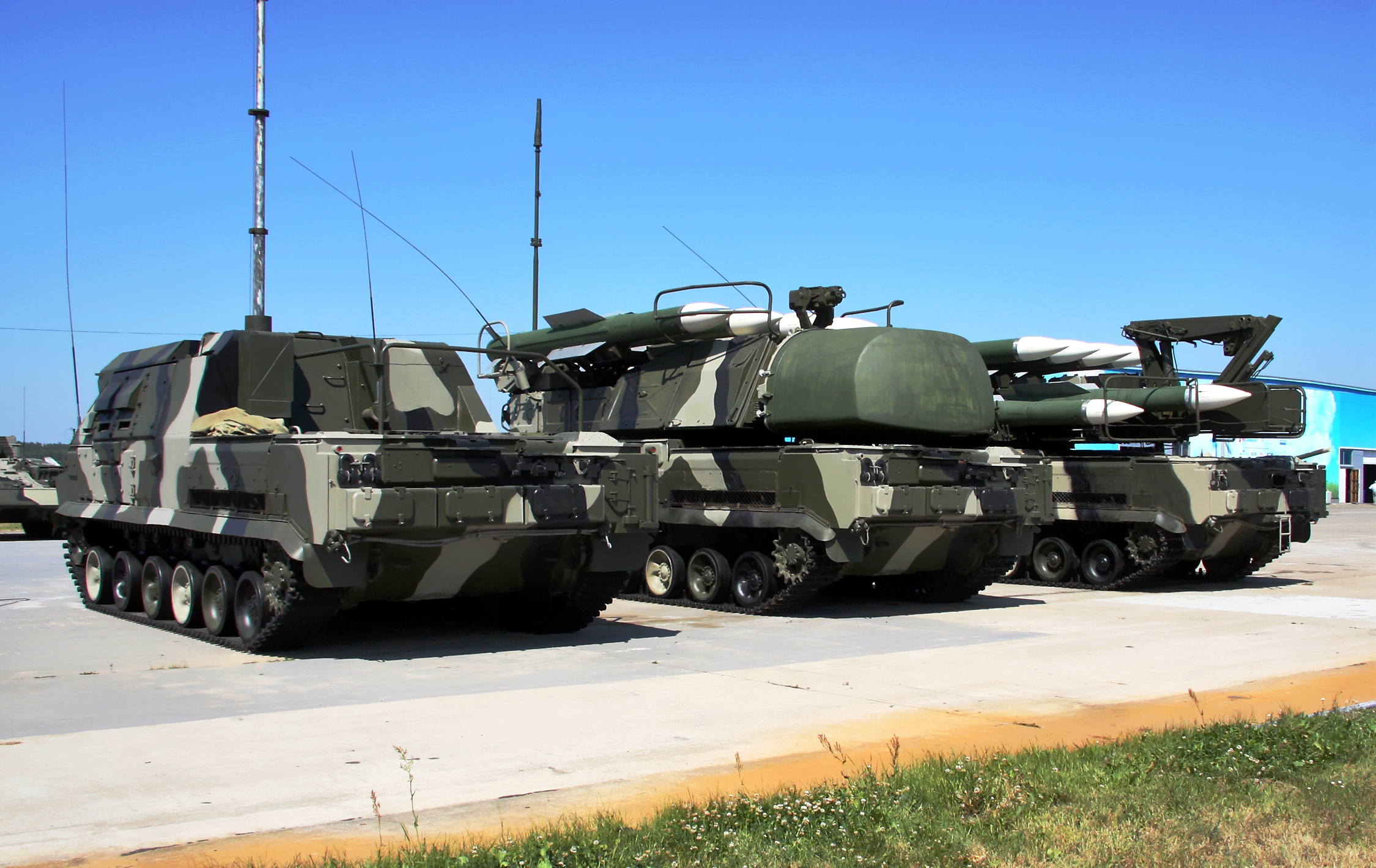 Flugabwehrsystem Buk-M1-2 im Jahr 2010
