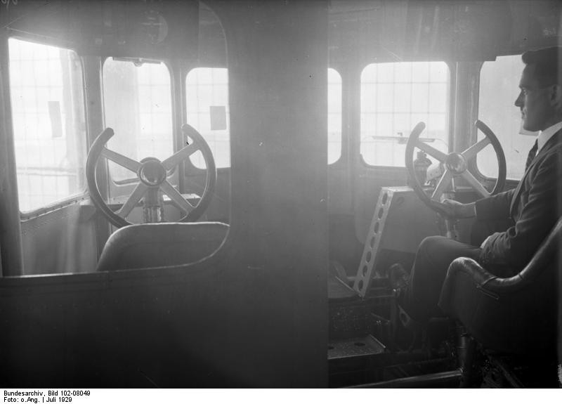 Bundesarchiv Bild 102-08049, Flugschiff Dornier Do X, Cockpit